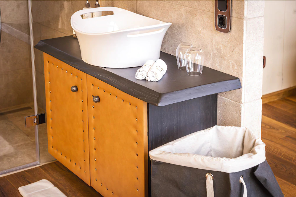 Golden Hill Country Chalets & Suites