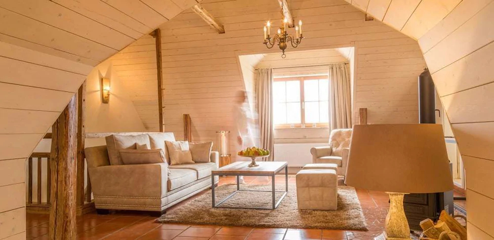 Golden Hill Country Chalets & Suites