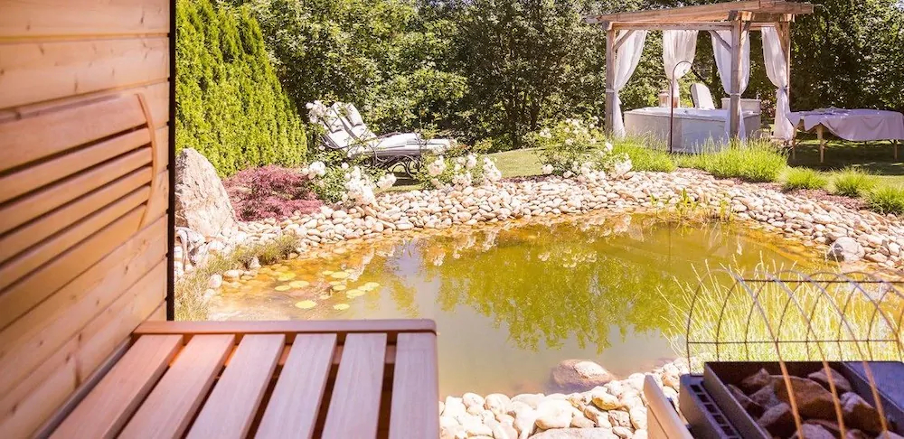 Golden Hill Country Chalets & Suites