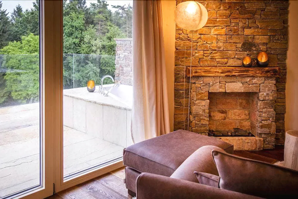 Golden Hill Country Chalets & Suites