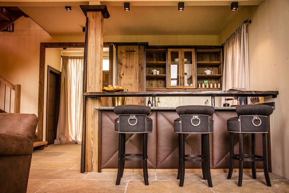 Golden Hill Country Chalets & Suites