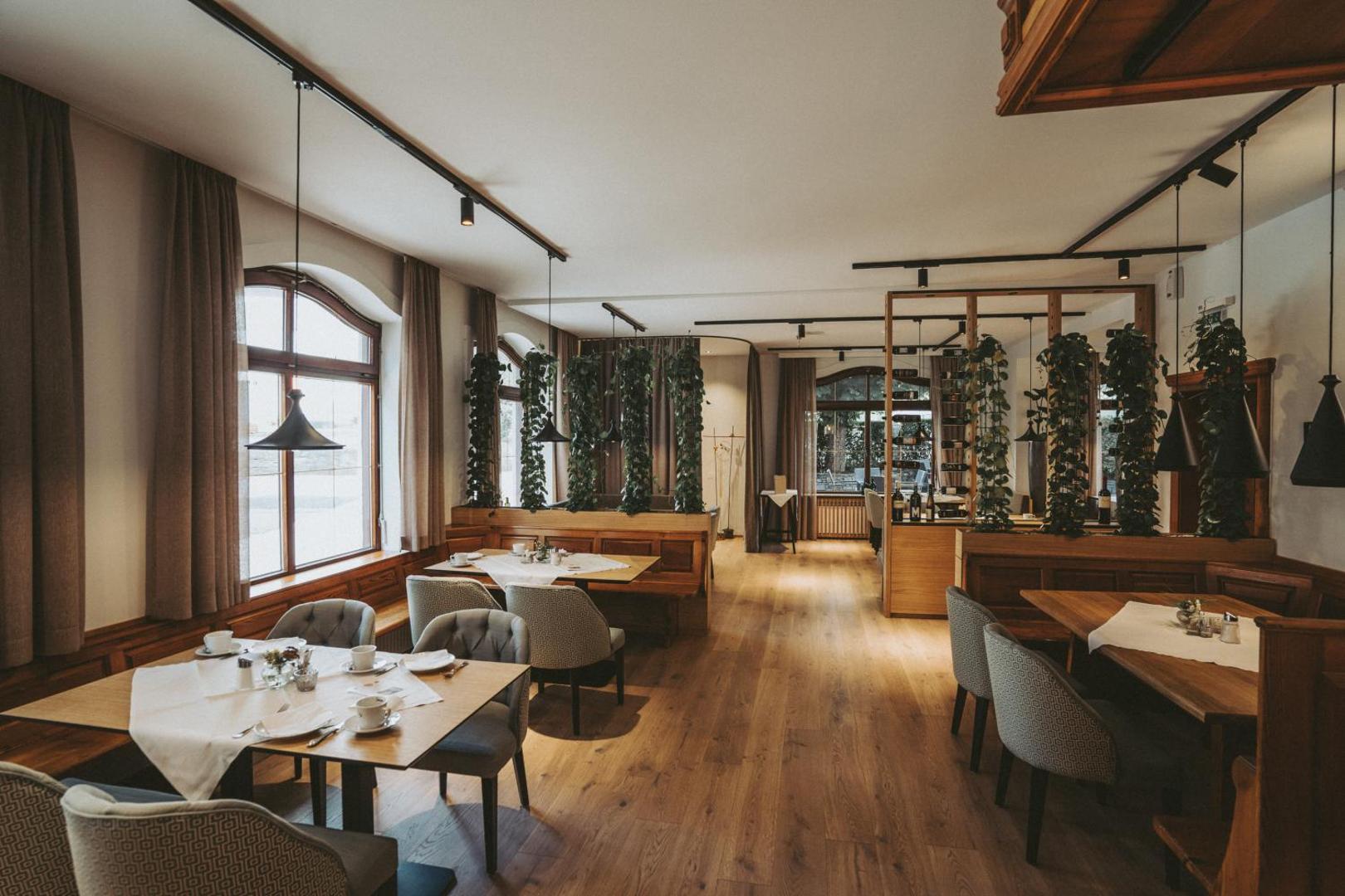 MeinHotel Fast