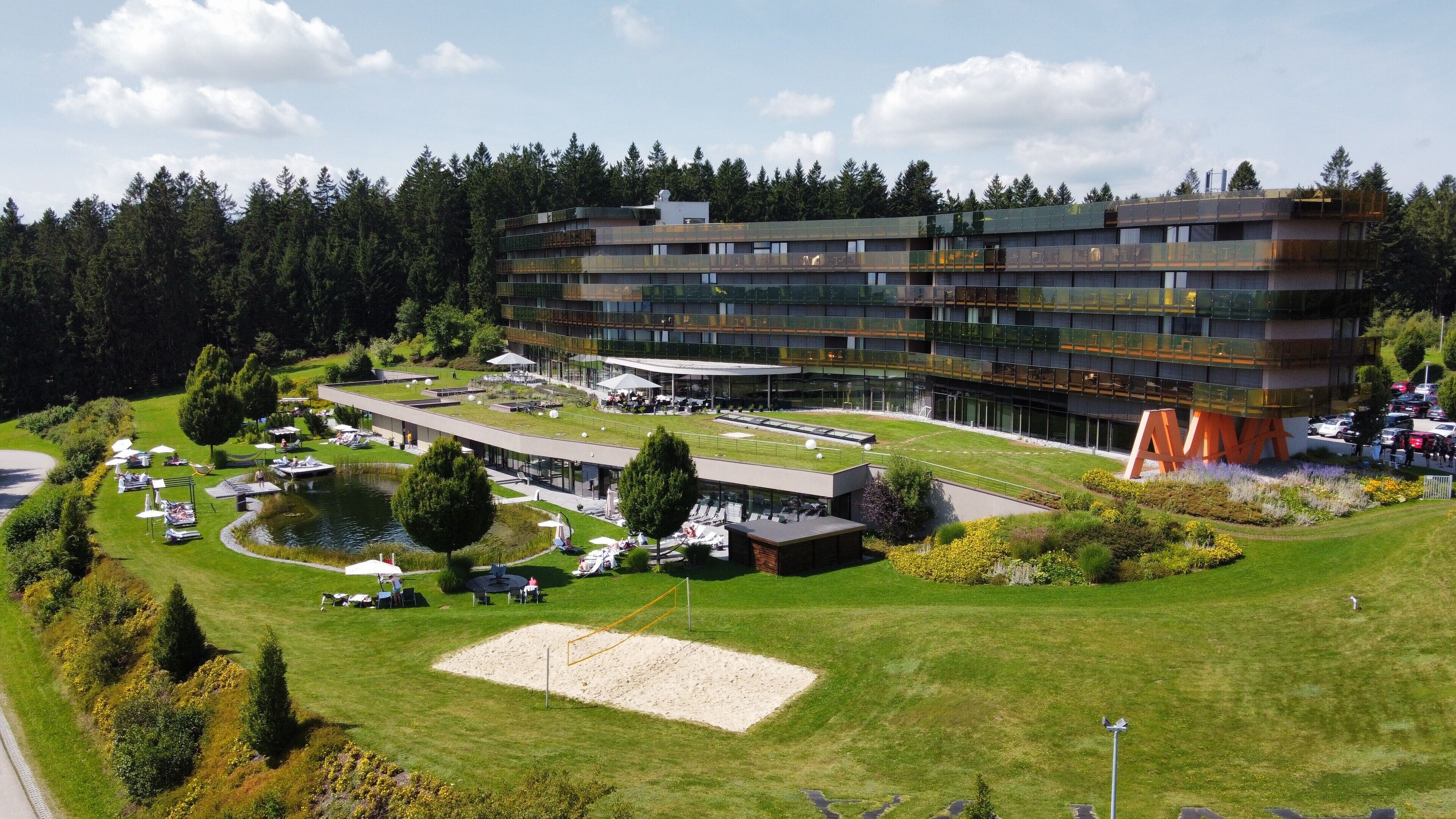 Hotel AVIVA make friends