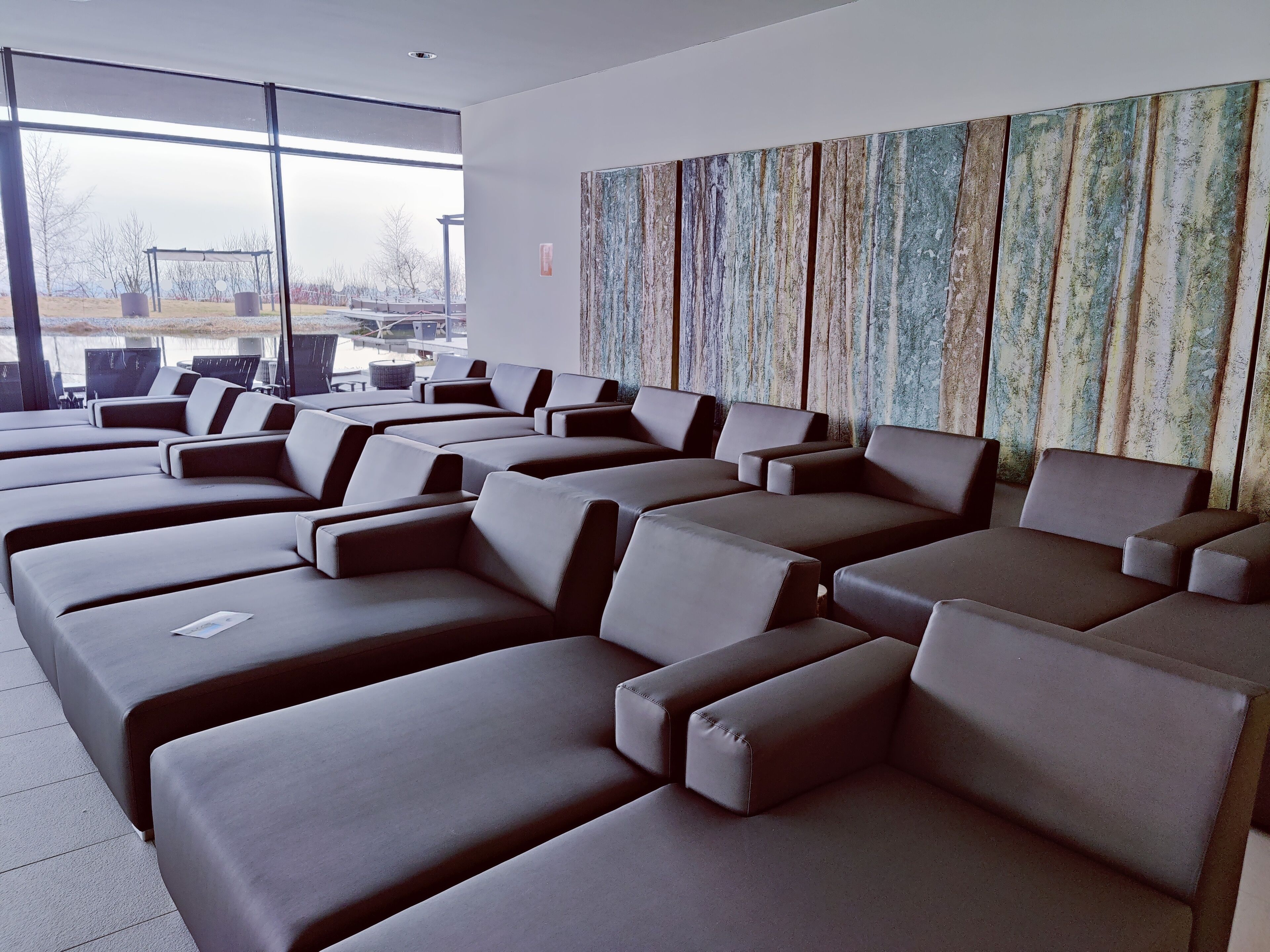 Hotel AVIVA make friends