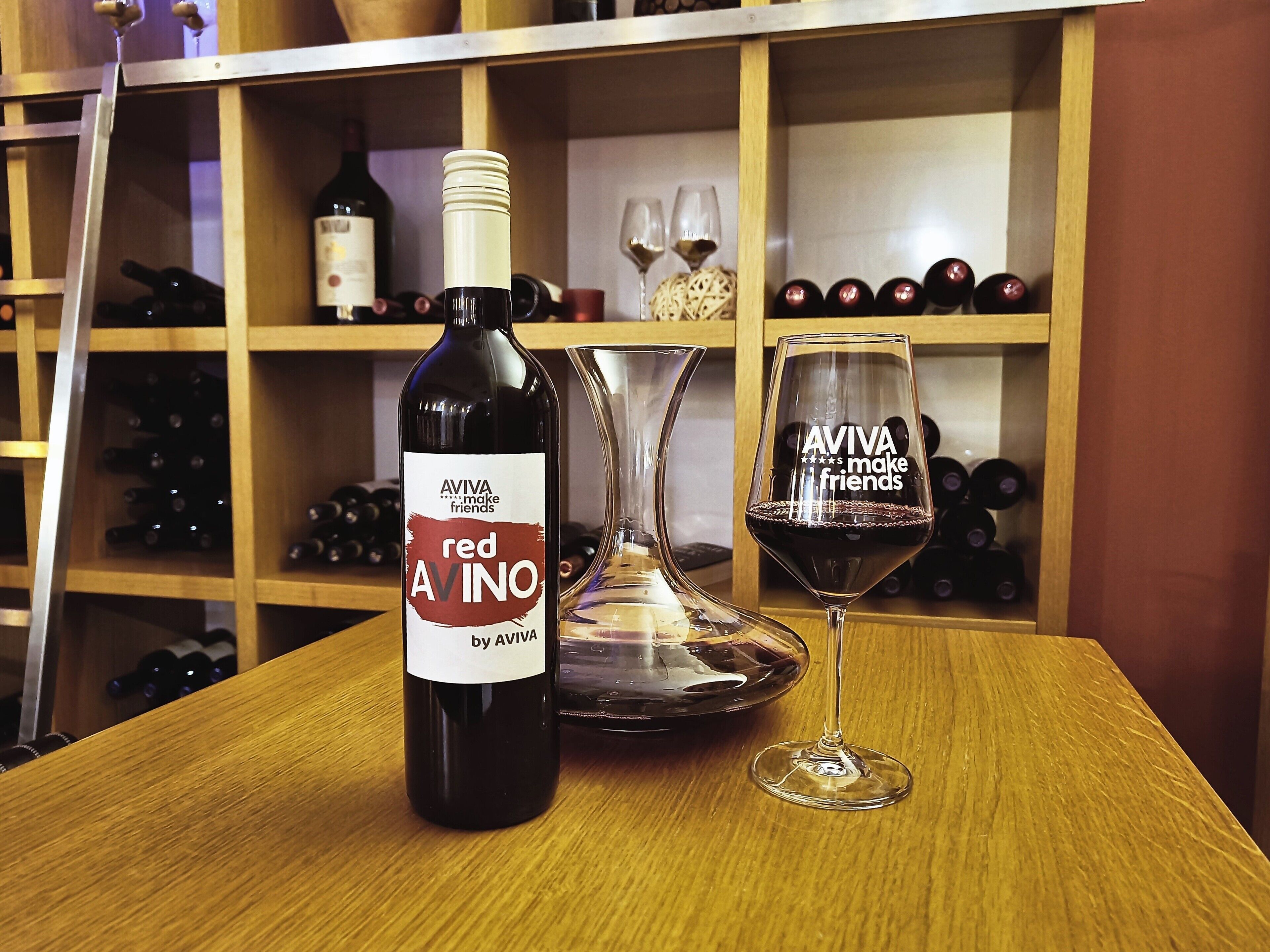 Hotel AVIVA make friends