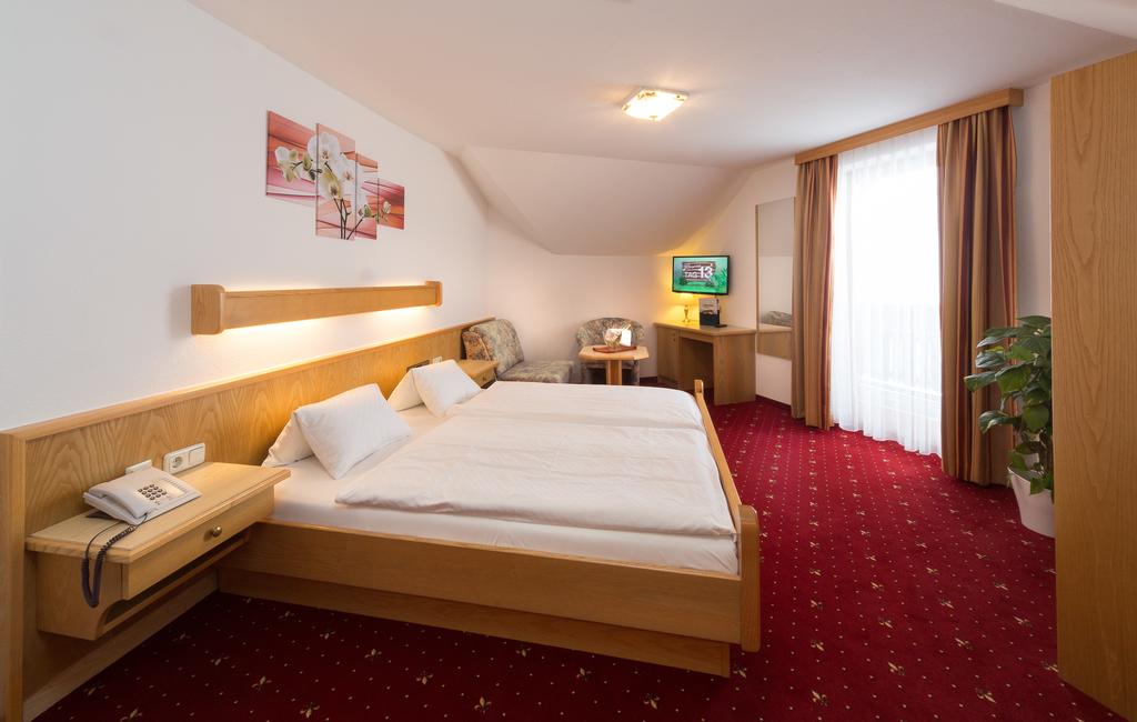 Aktiv- & Familienhotel Alpenblick