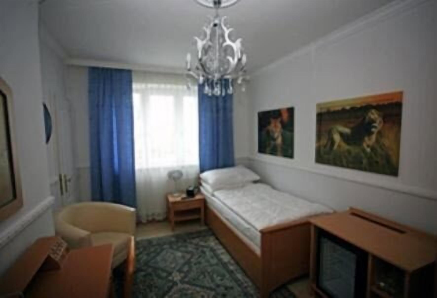 Hoeckner Plaza Hotel