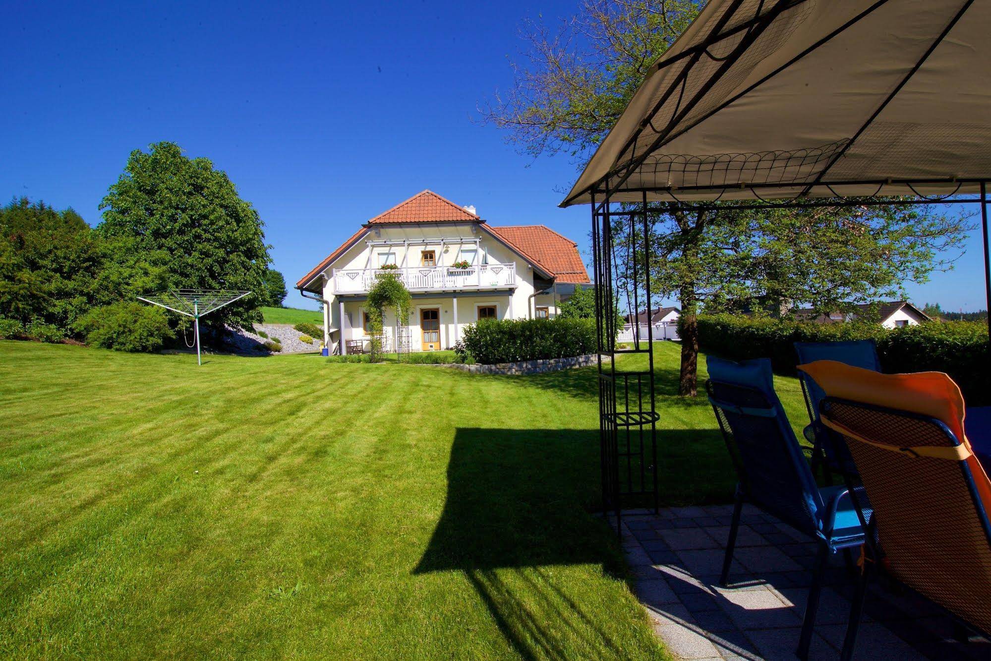 Gaestehaus Pension Lang
