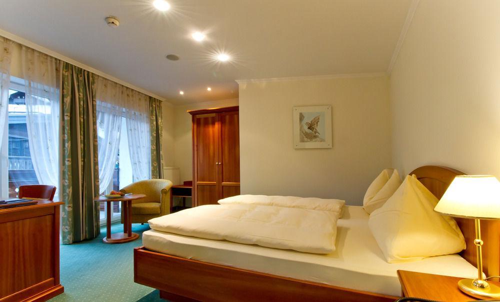 Seeböckenhotel  Zum weissen Hirschen