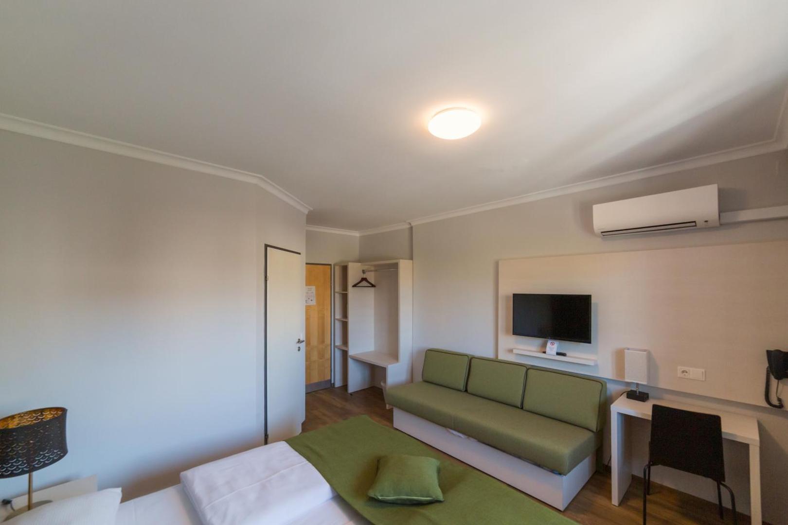 Arion Airporthotel