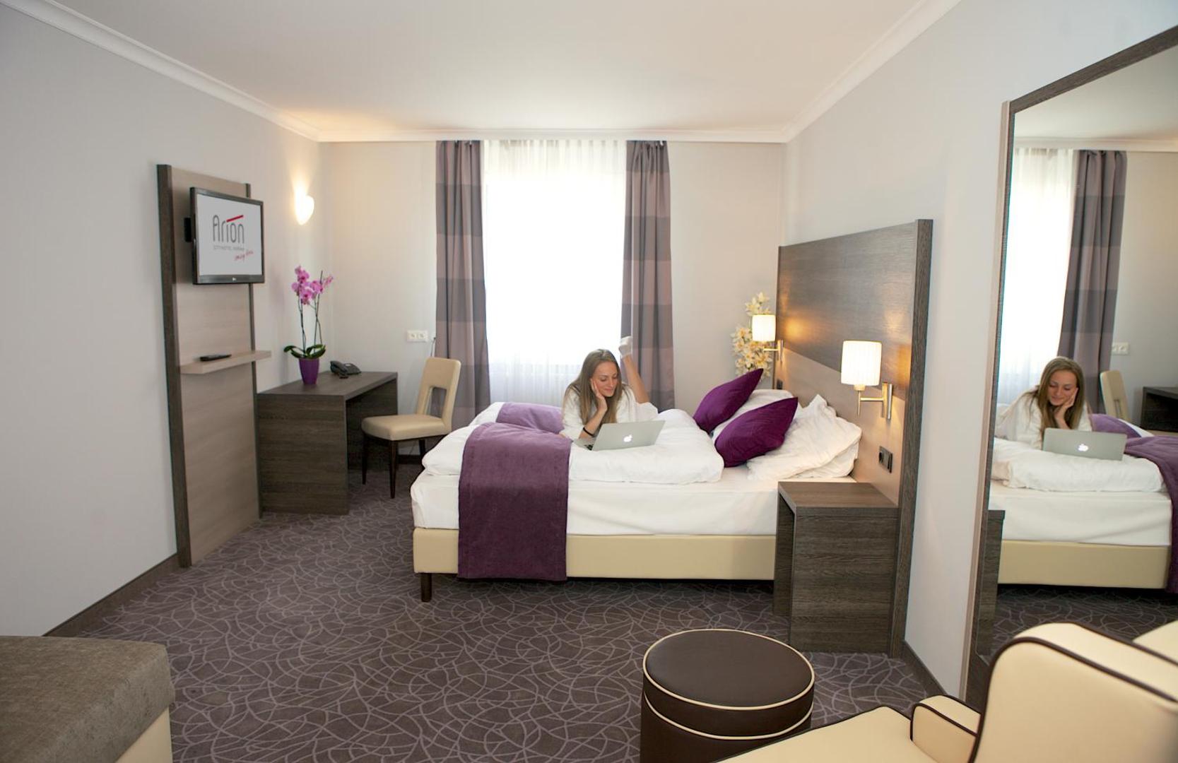 24hours Apartment Hotel