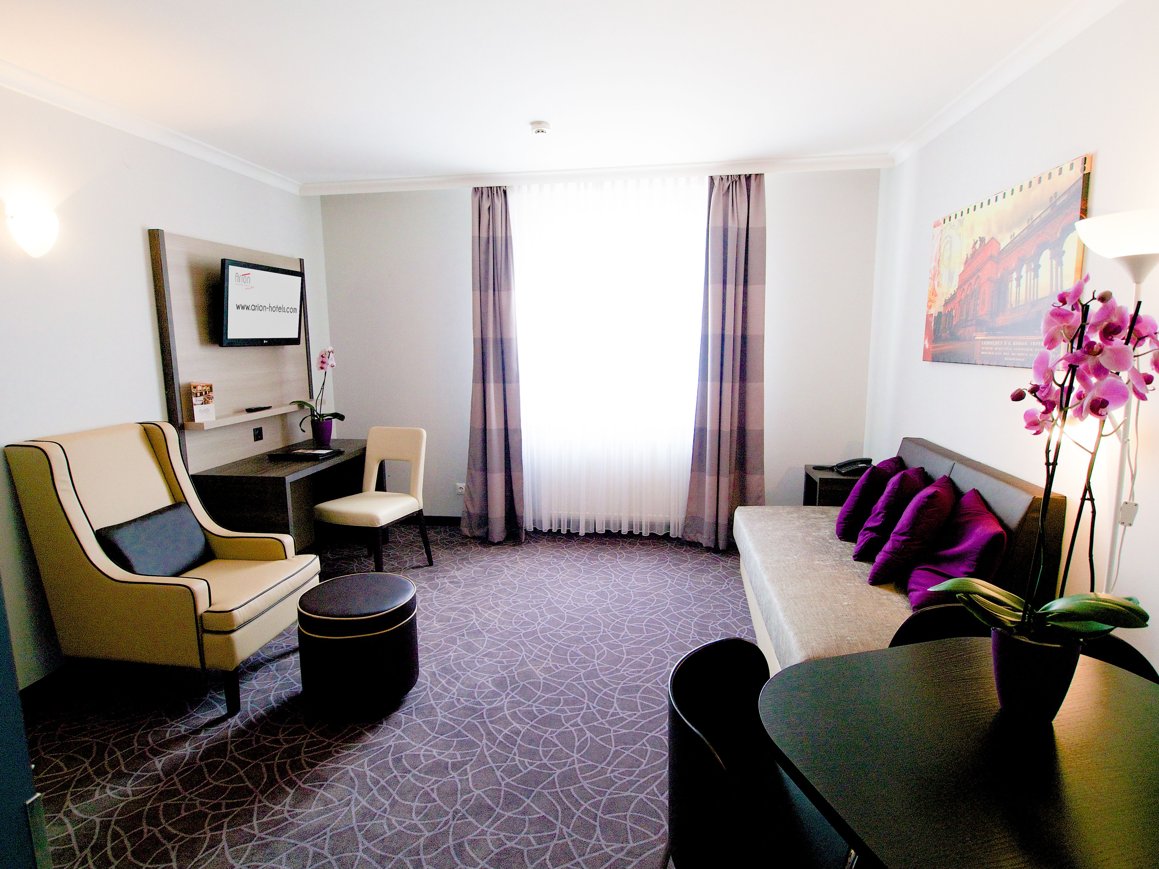 24hours Apartment Hotel