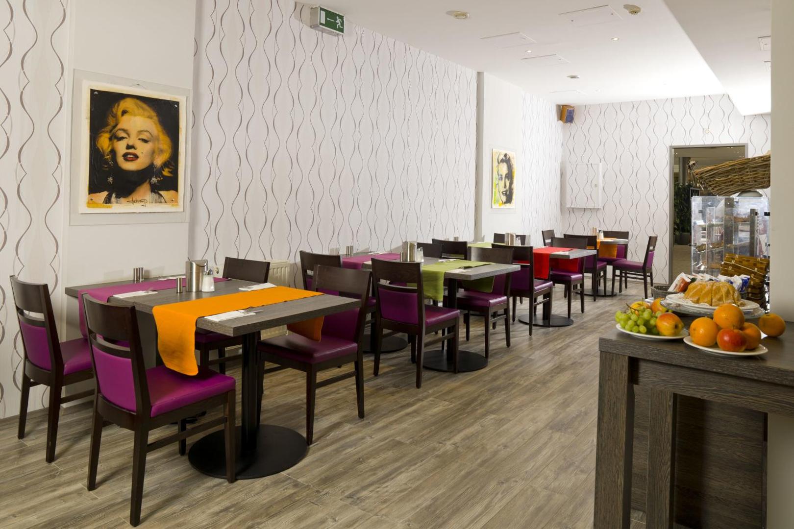 24hours Apartment Hotel