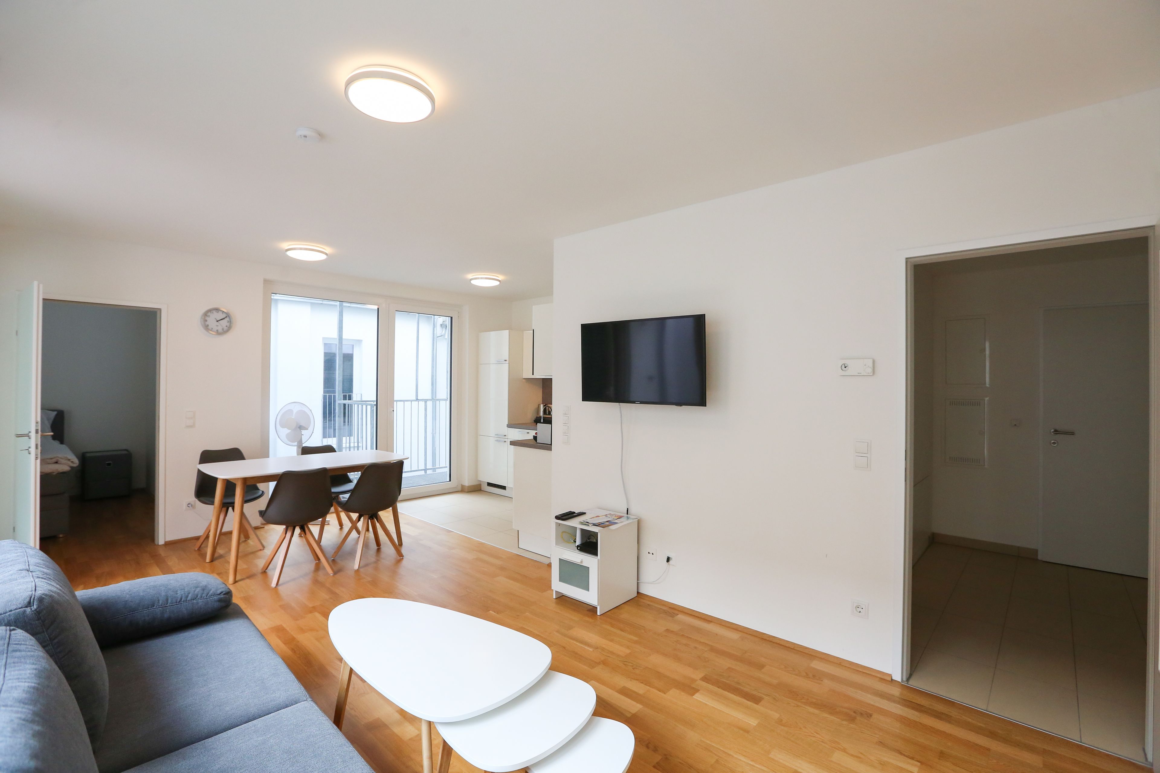 4 Beds & More Apartments