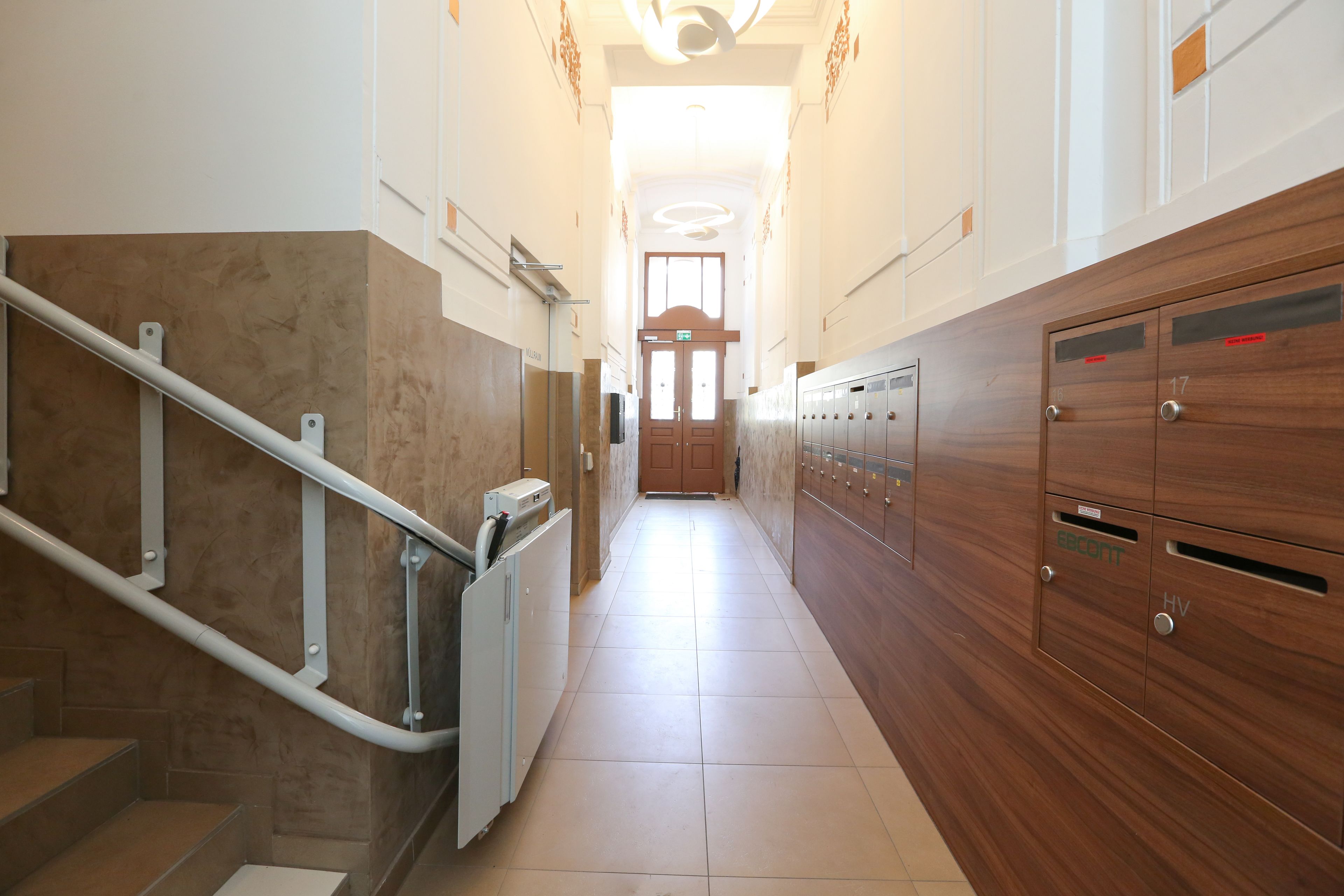 4 Beds & More Apartments