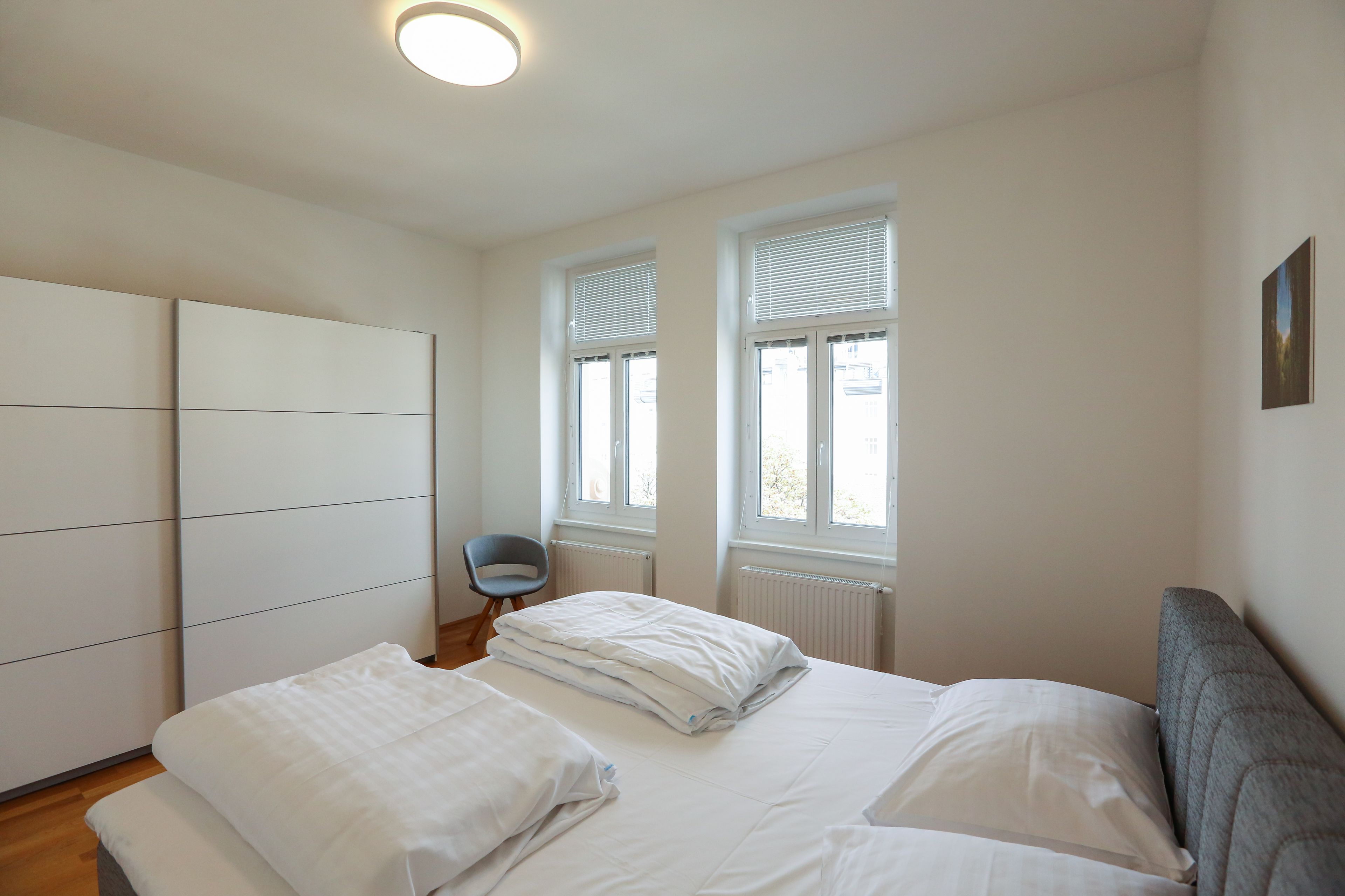 4 Beds & More Apartments