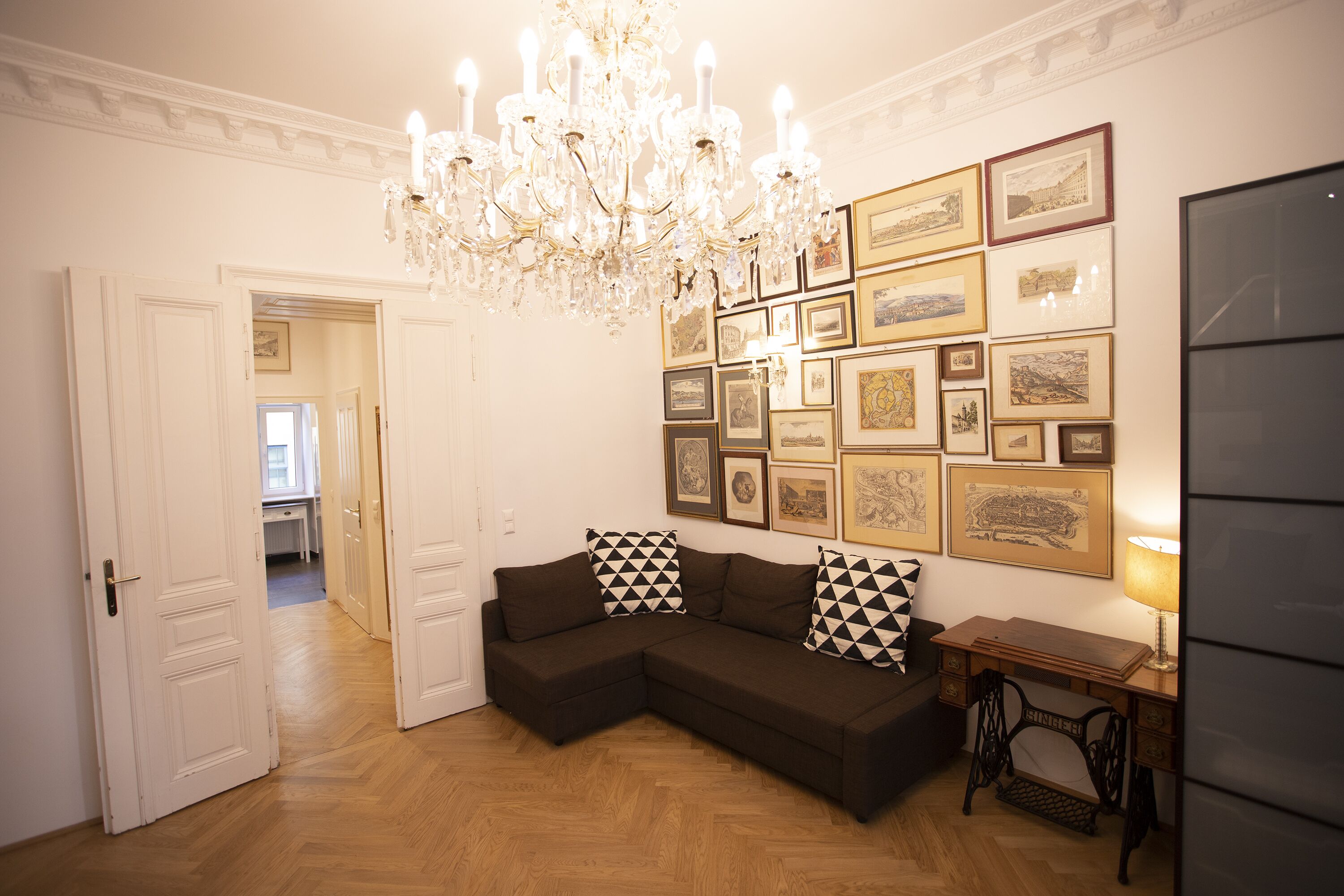 7th Heaven Vienna Center Apartments