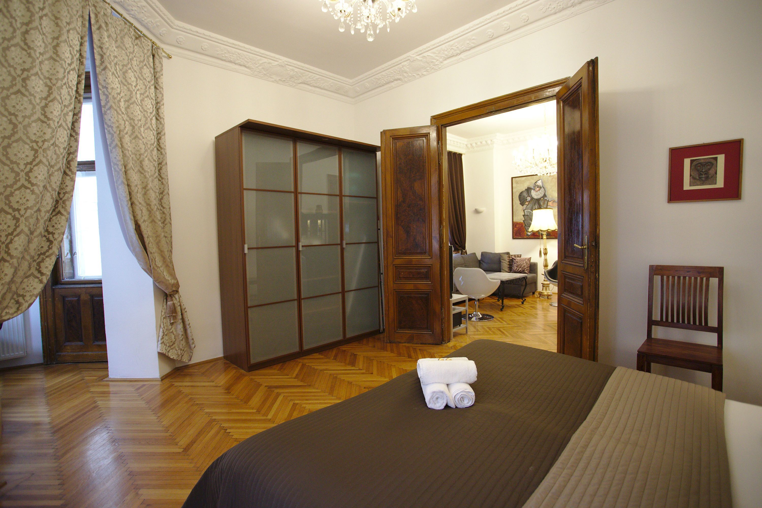 7th Heaven Vienna Center Apartments