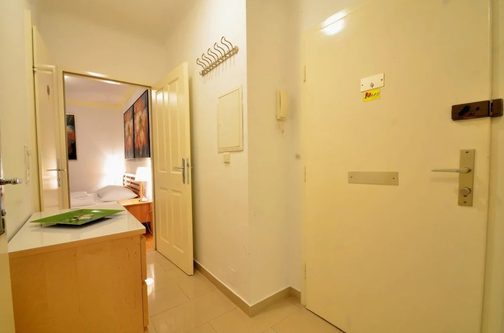 AJO Vienna Apartements & Residences