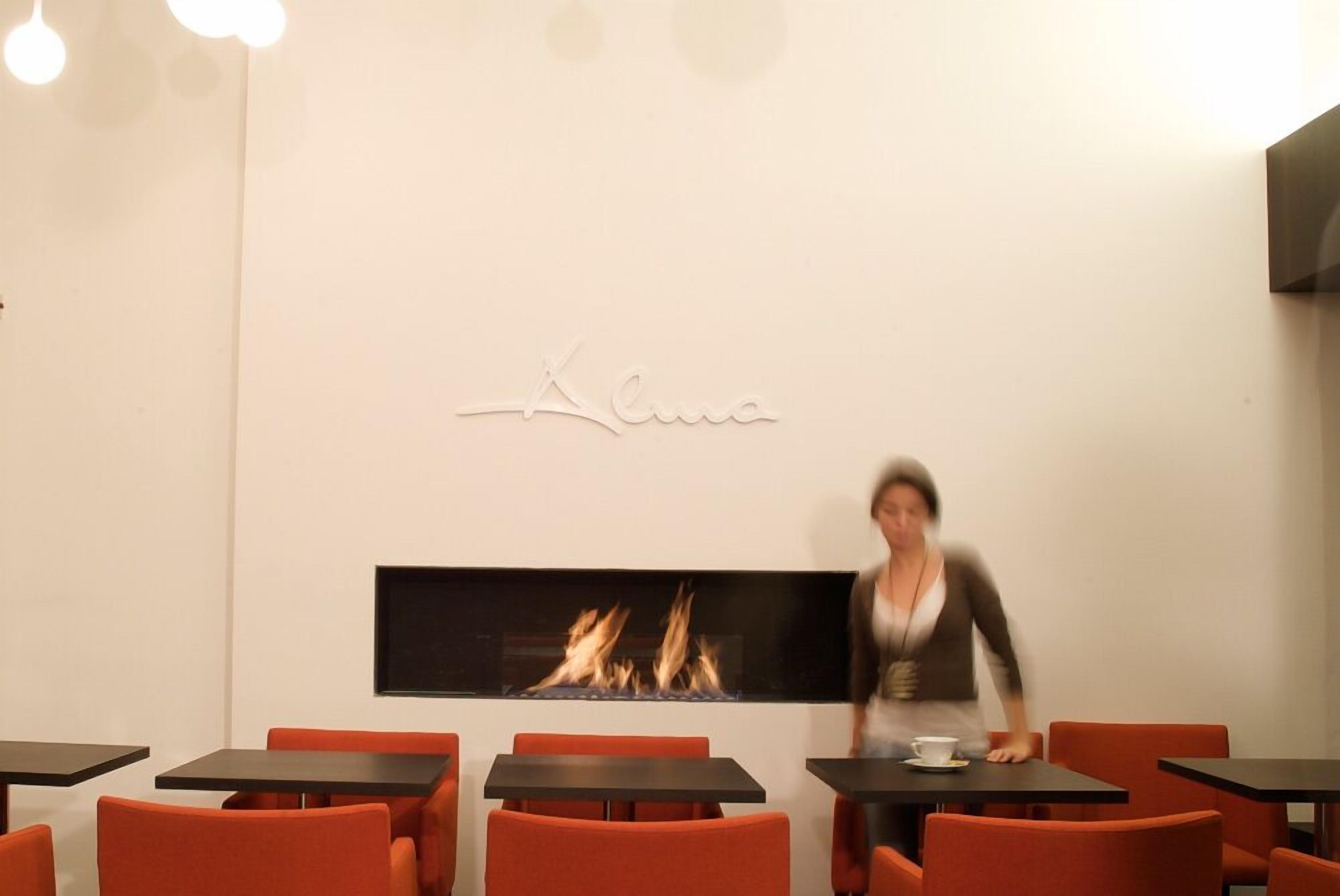 Alma Boutique