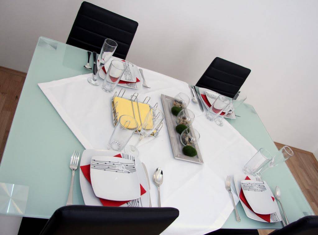 Amici Apartments