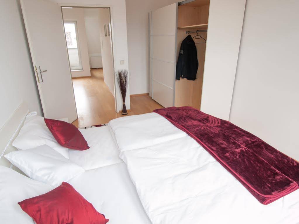 Amici Apartments
