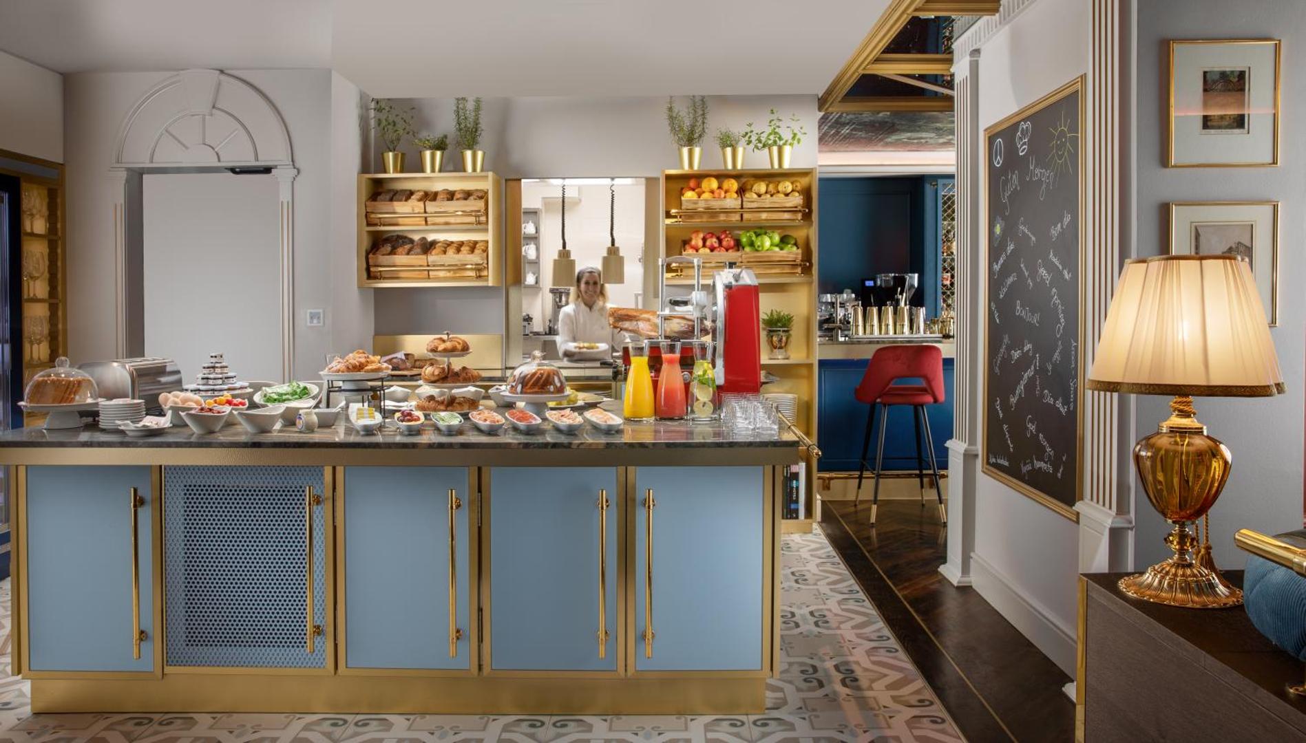 Artist Boutique Hotel