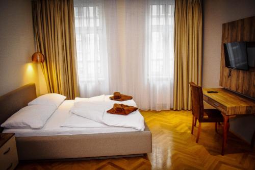 Aurellia Apartments