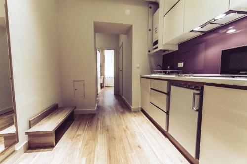 Aurellia Apartments