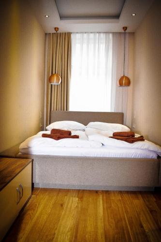 Aurellia Apartments