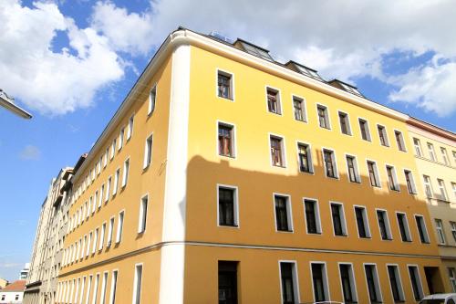 Aurellia Apartments