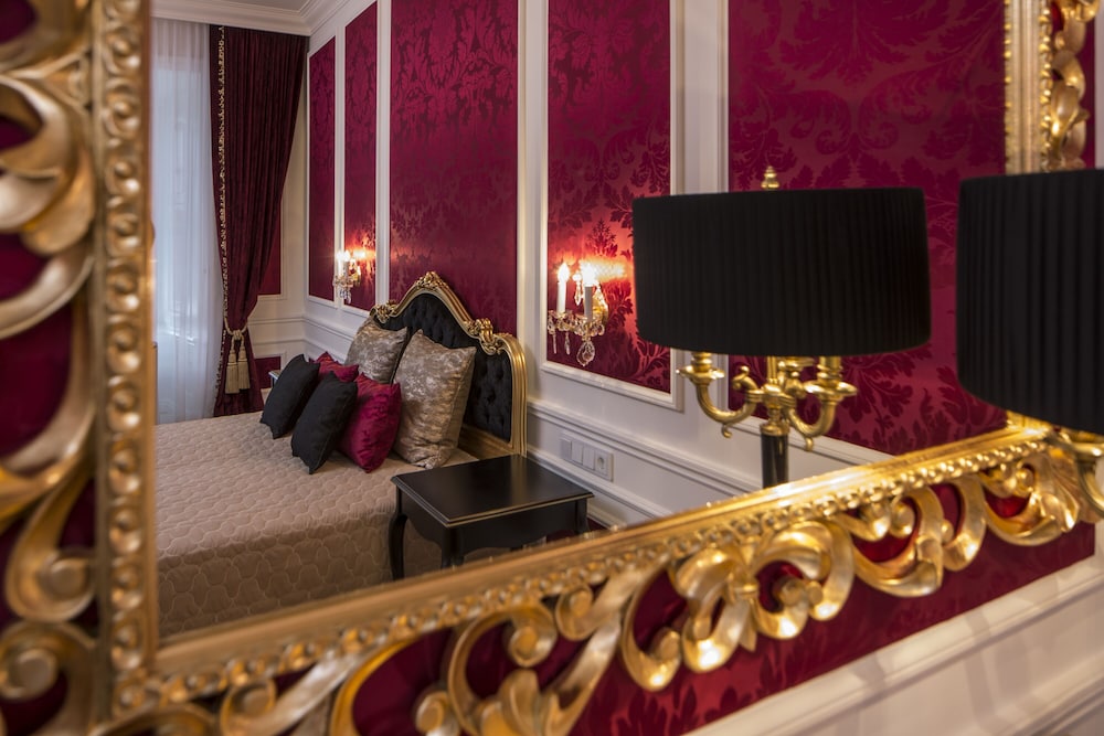 Austria Trend Schloss Schönbrunn Grand Suite