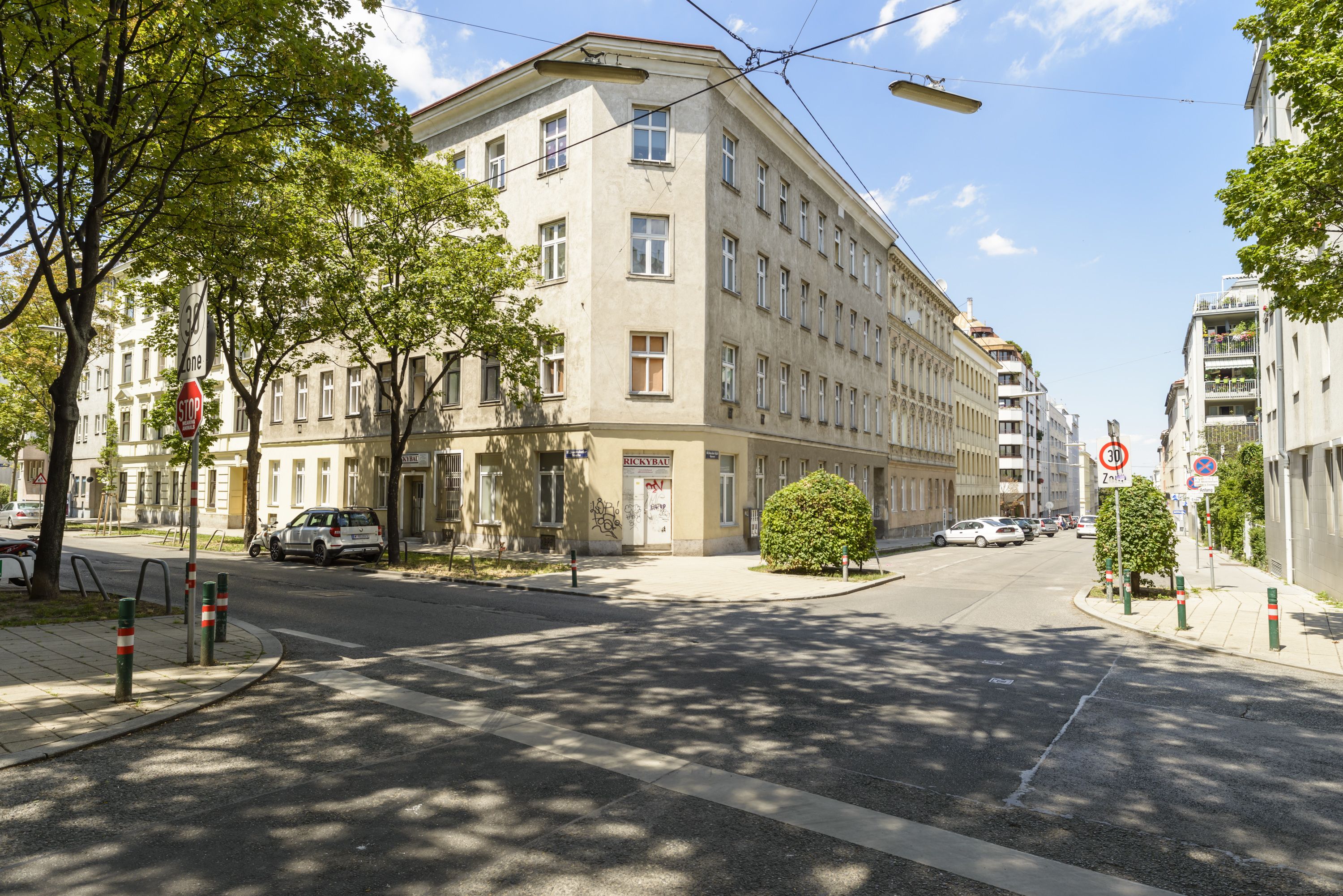 CheckVienna - Van der Nüllgasse