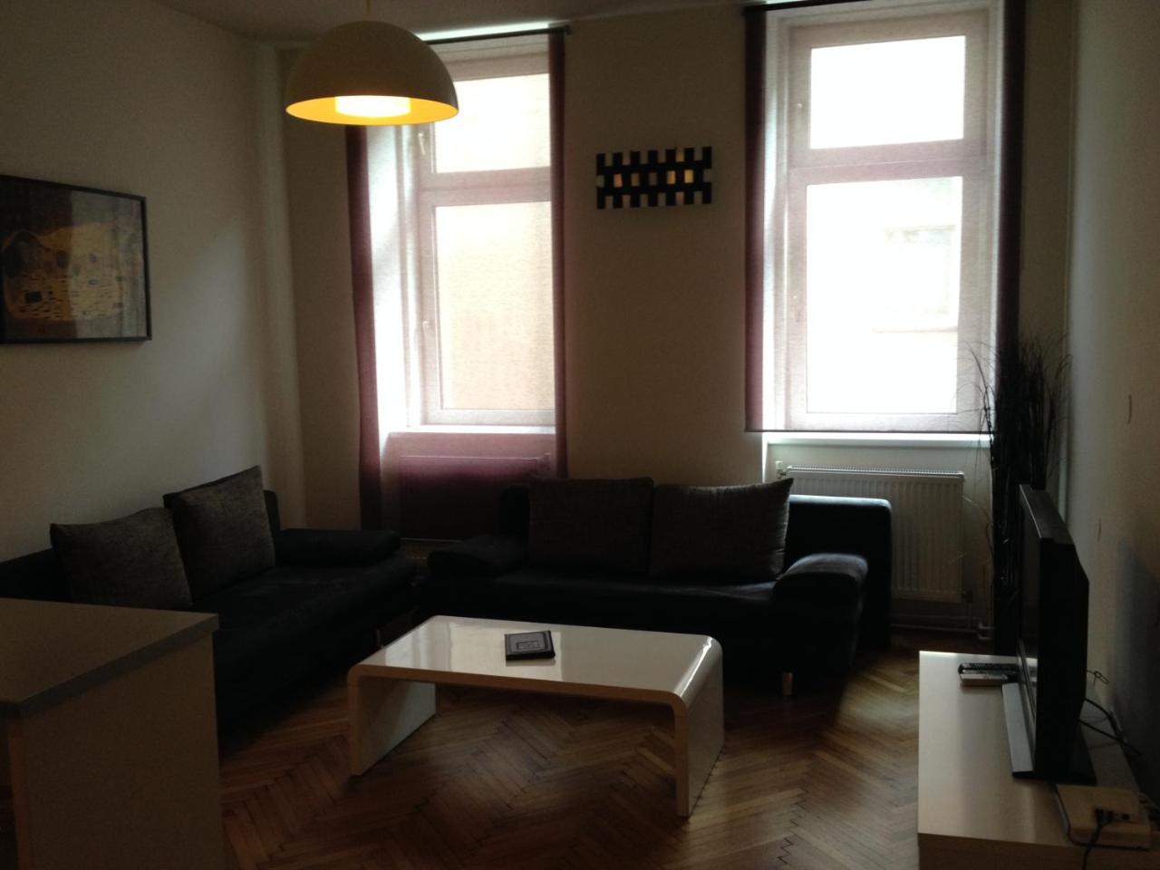 Debo Apartments