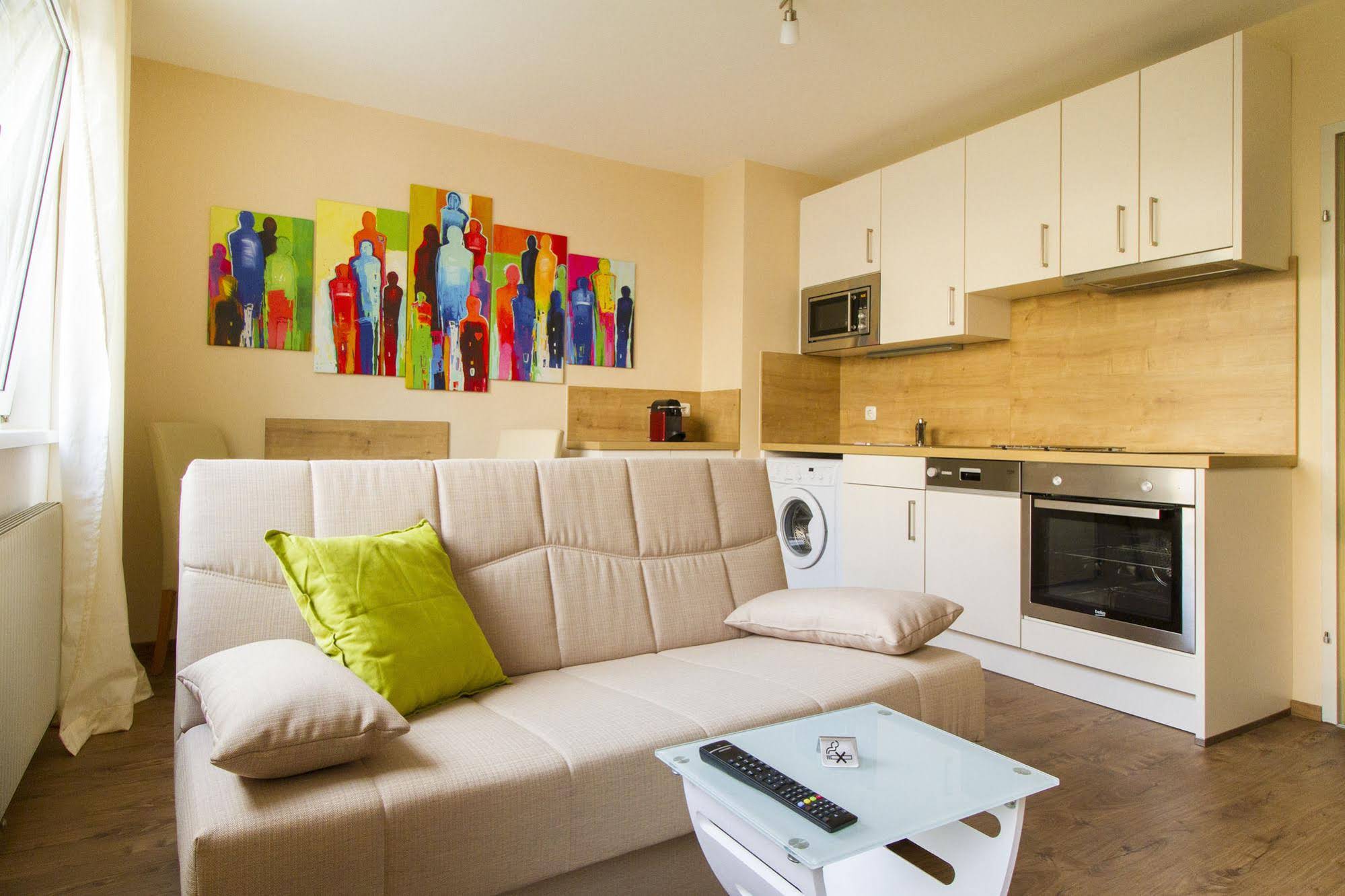 Donaucity Residenz Apartmenthotel Gsonek