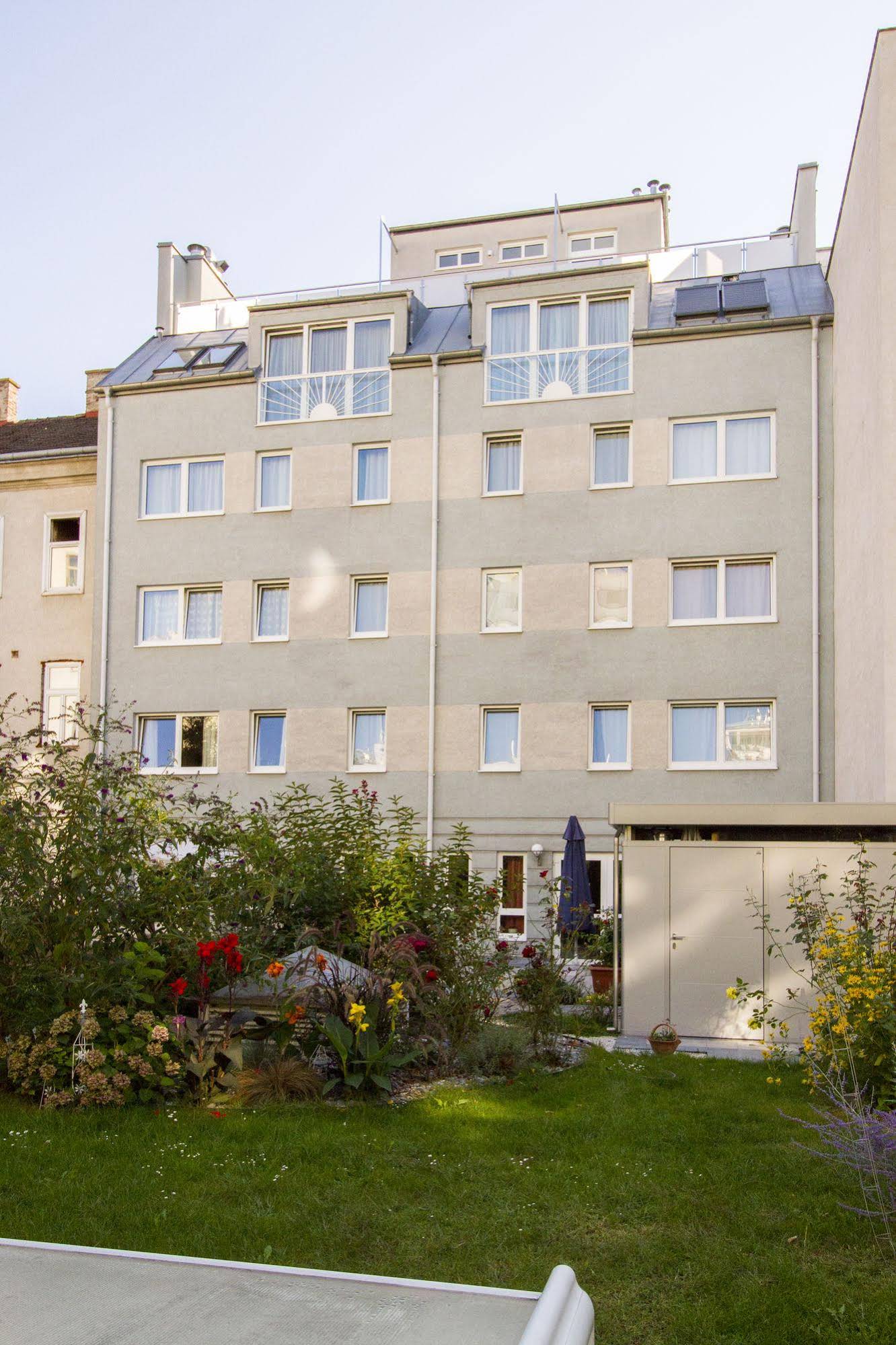 Donaucity Residenz Apartmenthotel Gsonek