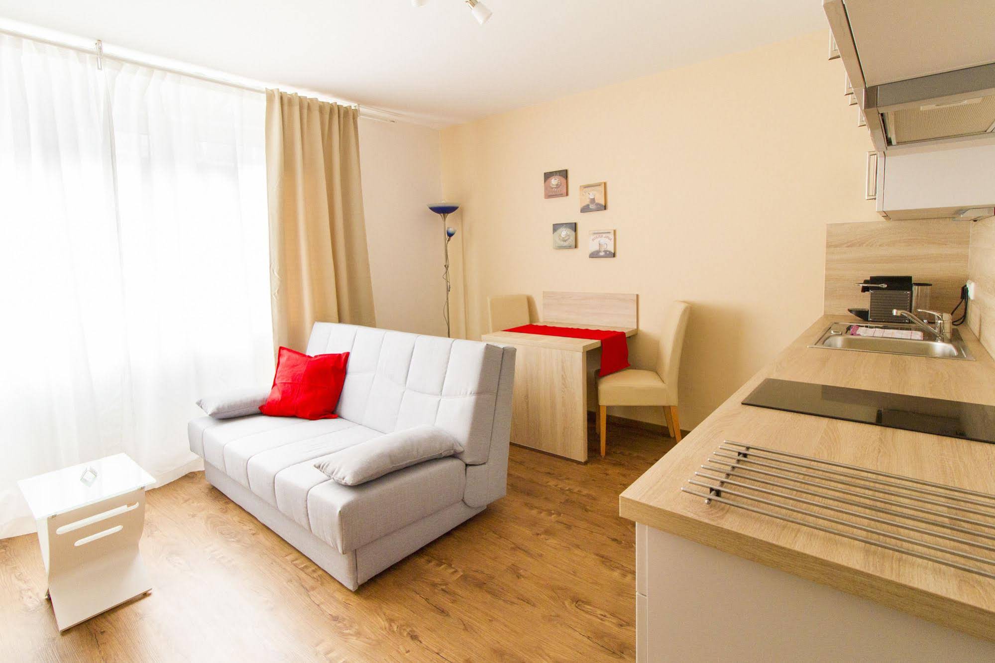 Donaucity Residenz Apartmenthotel Gsonek