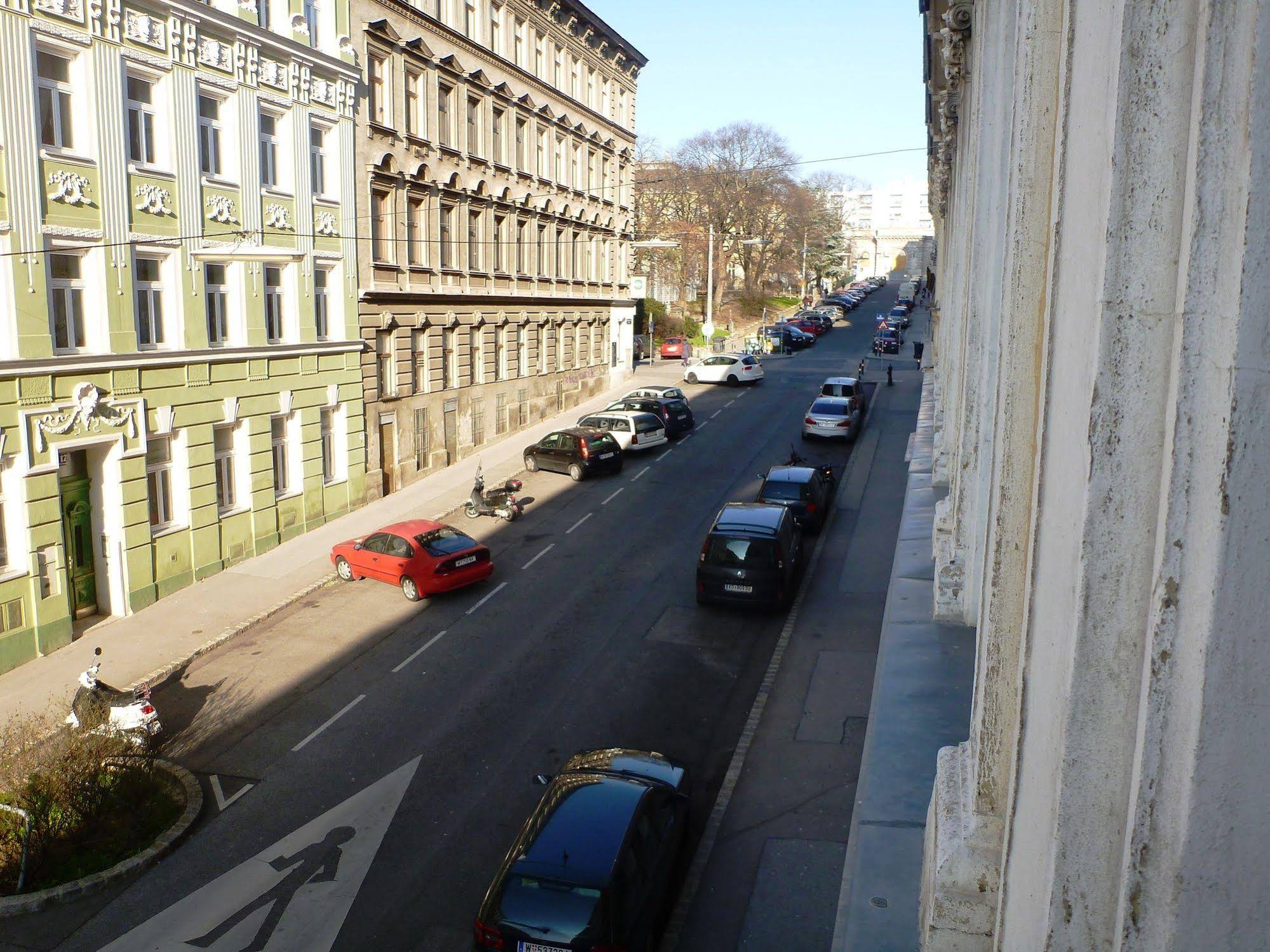 Flatprovider Comfort Eduard Apartment