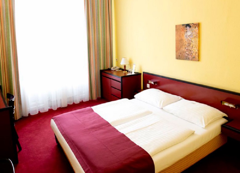 Josefine Hotel
