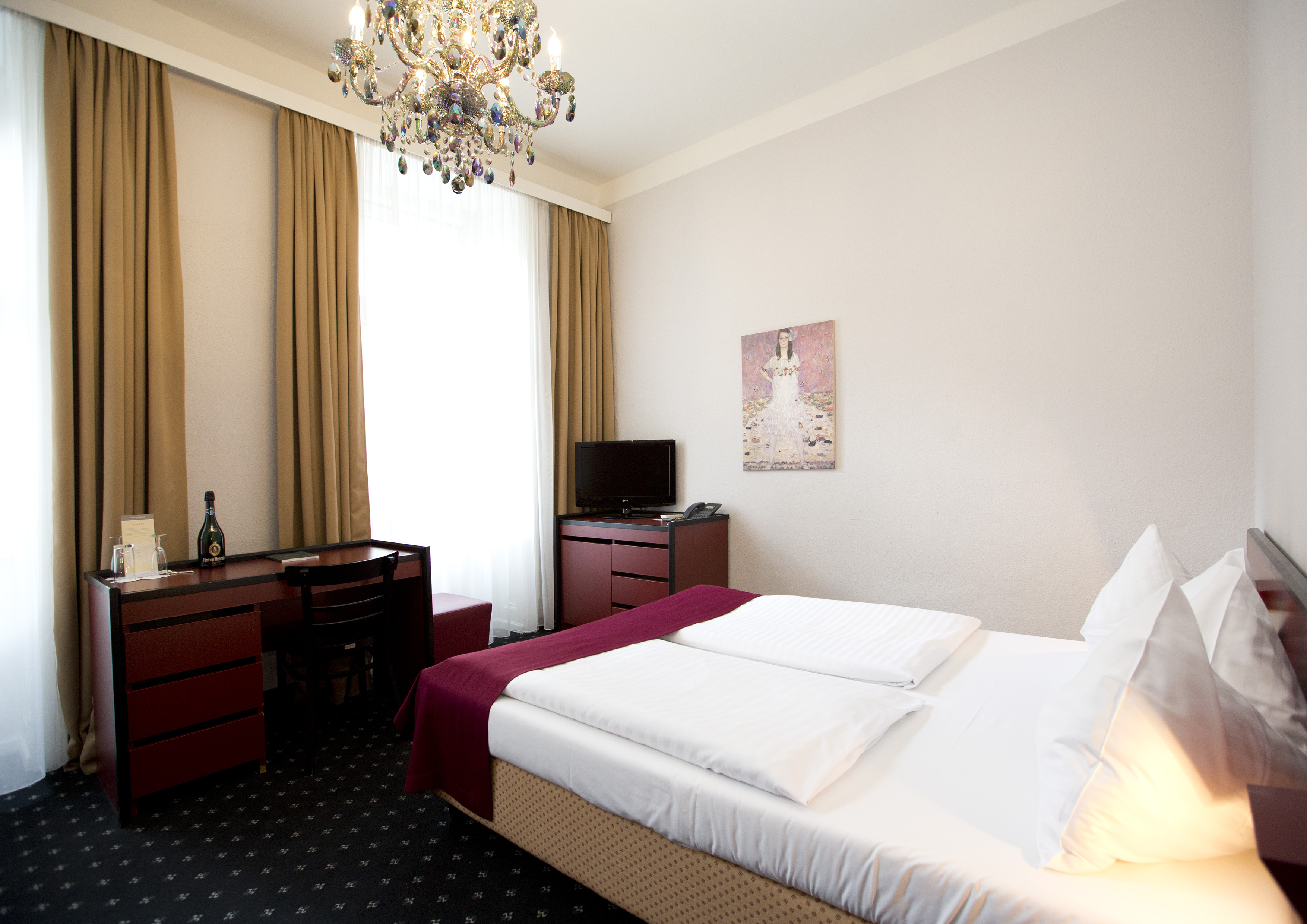 Josefine Hotel
