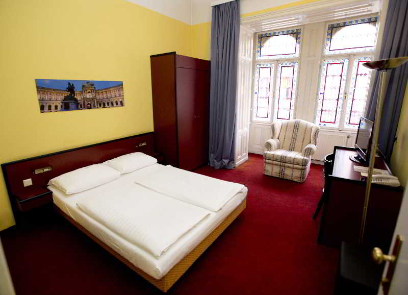 Josefine Hotel