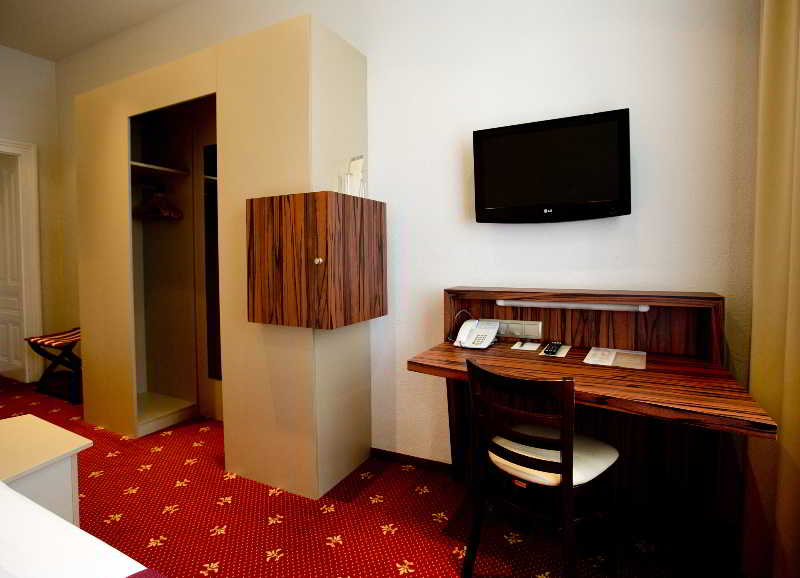 Josefine Hotel