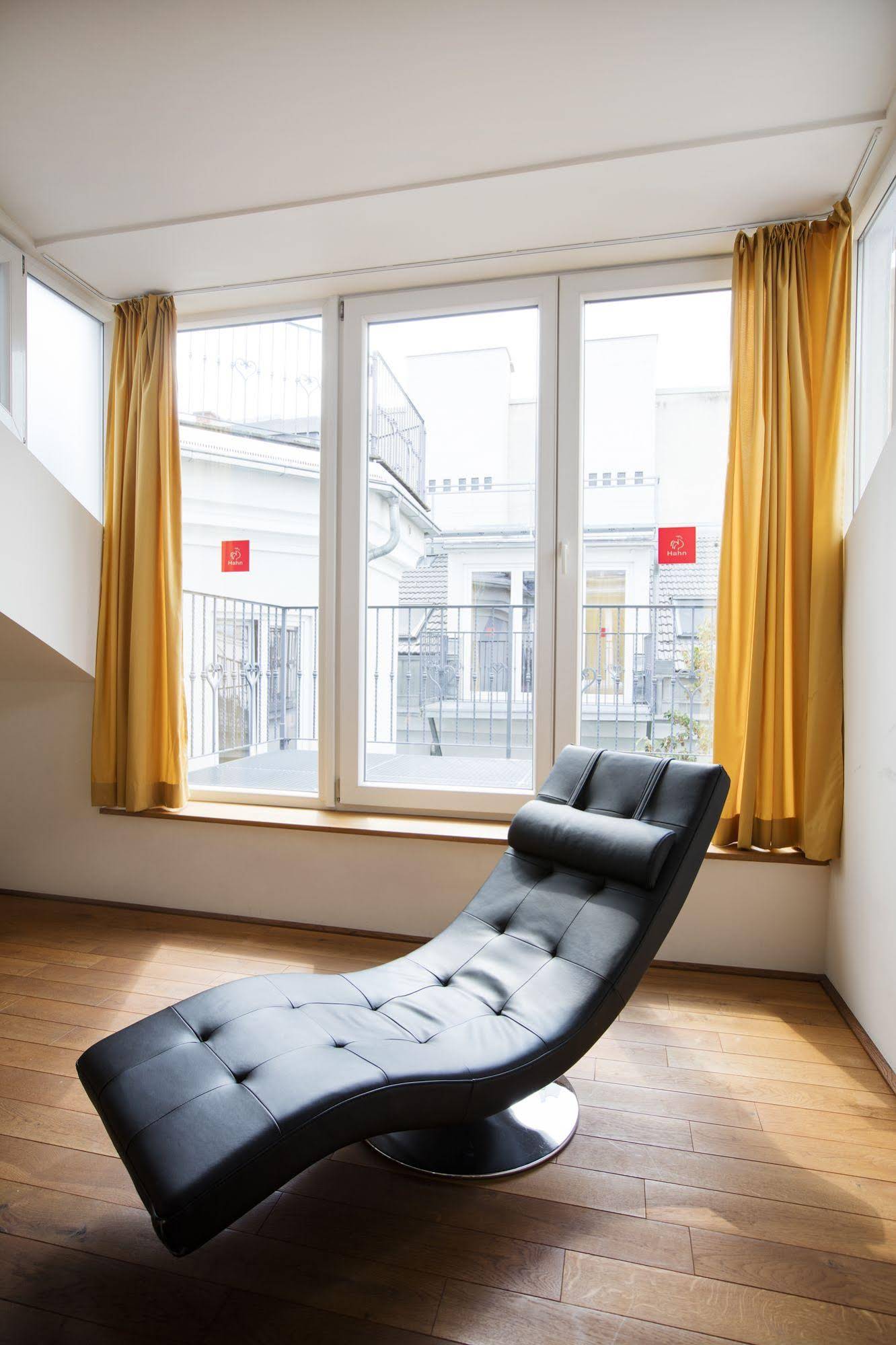 Hahn Apartment