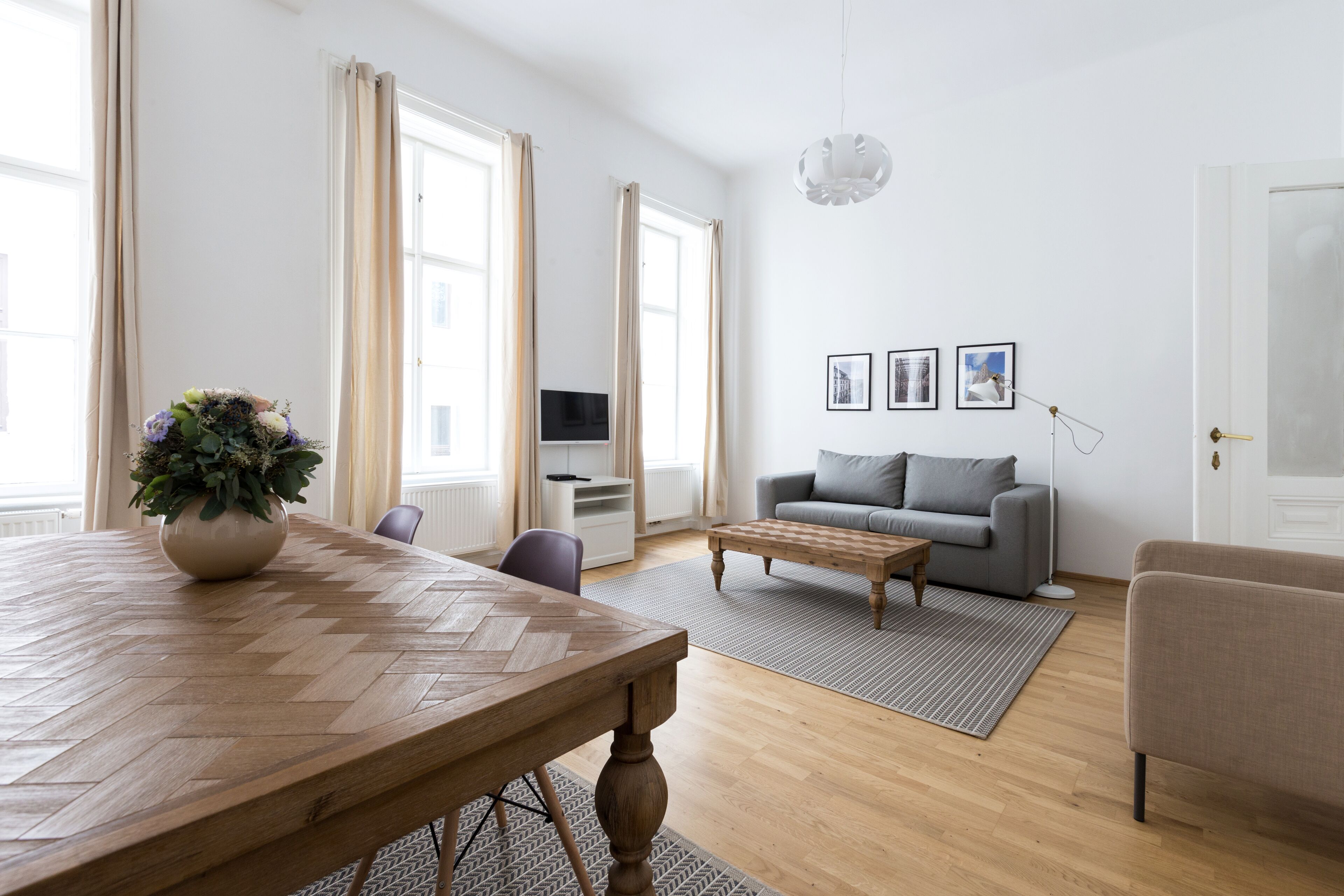 HeyMi Apartments