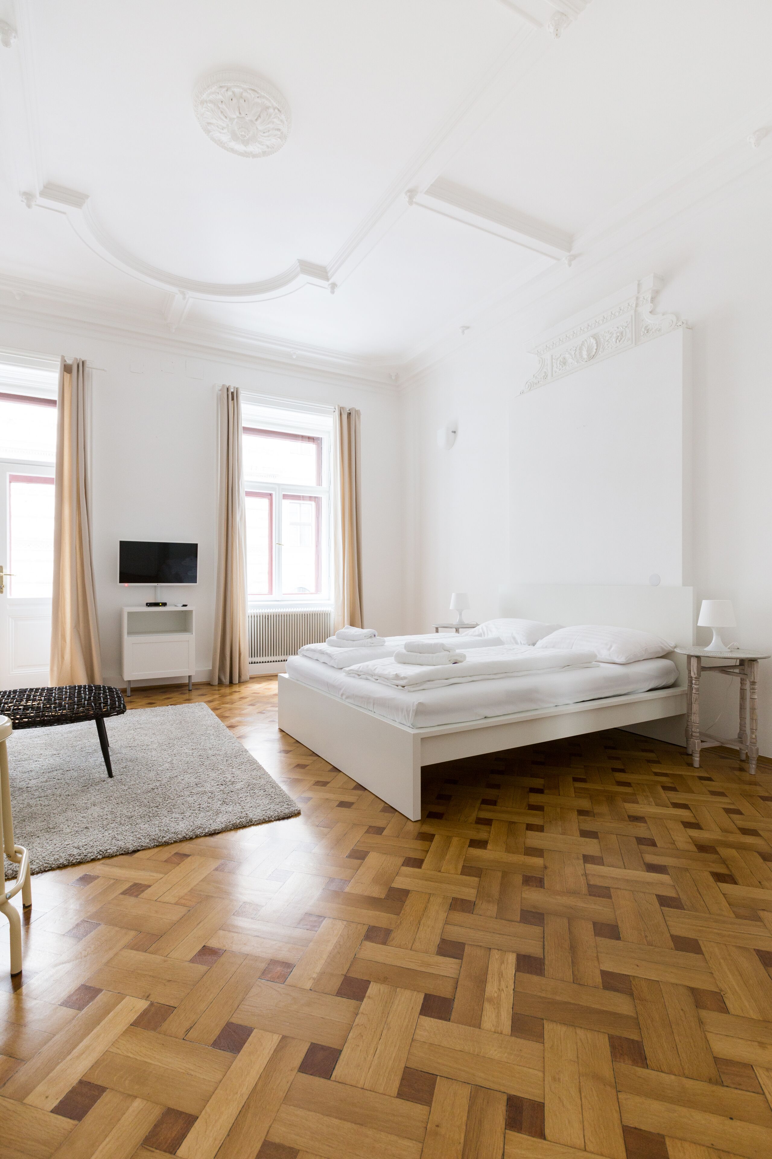 HeyMi Apartments