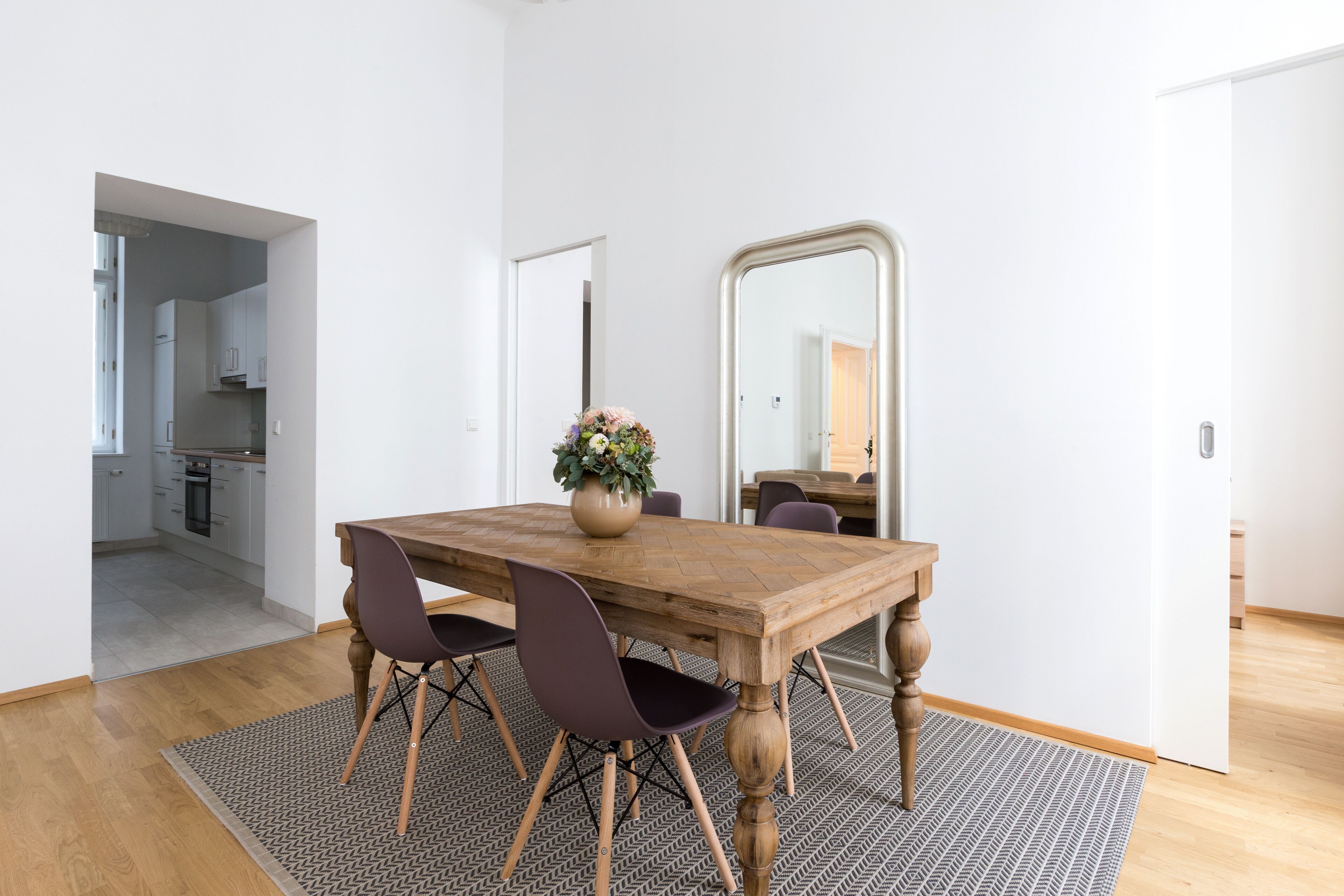 HeyMi Apartments