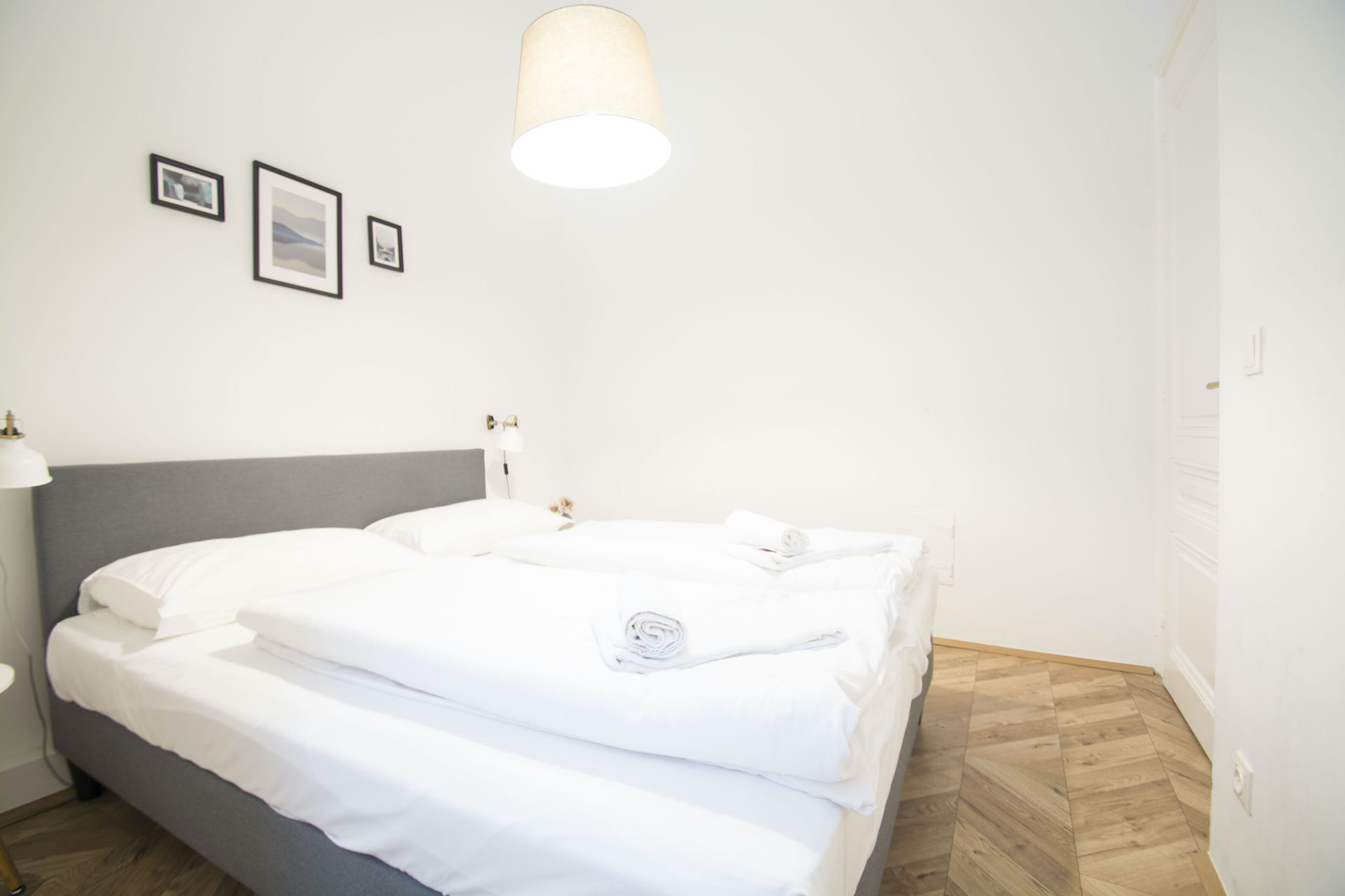 HeyMi Apartments