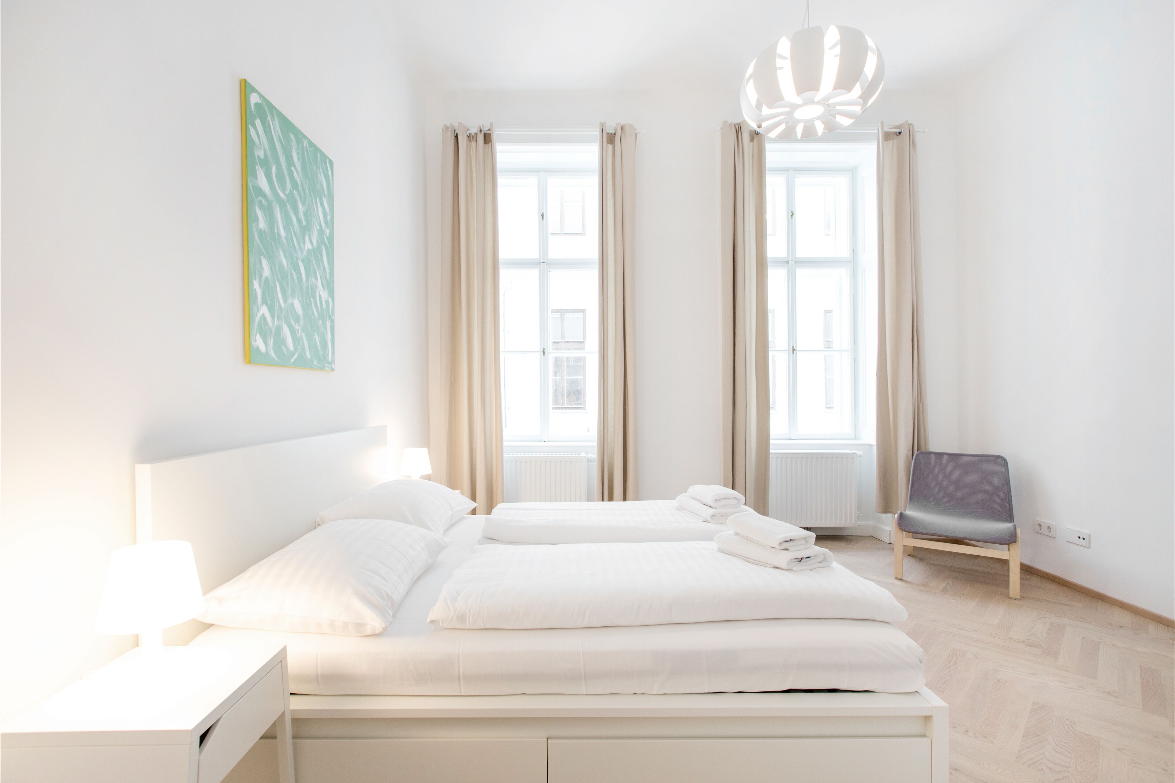 HeyMi Apartments