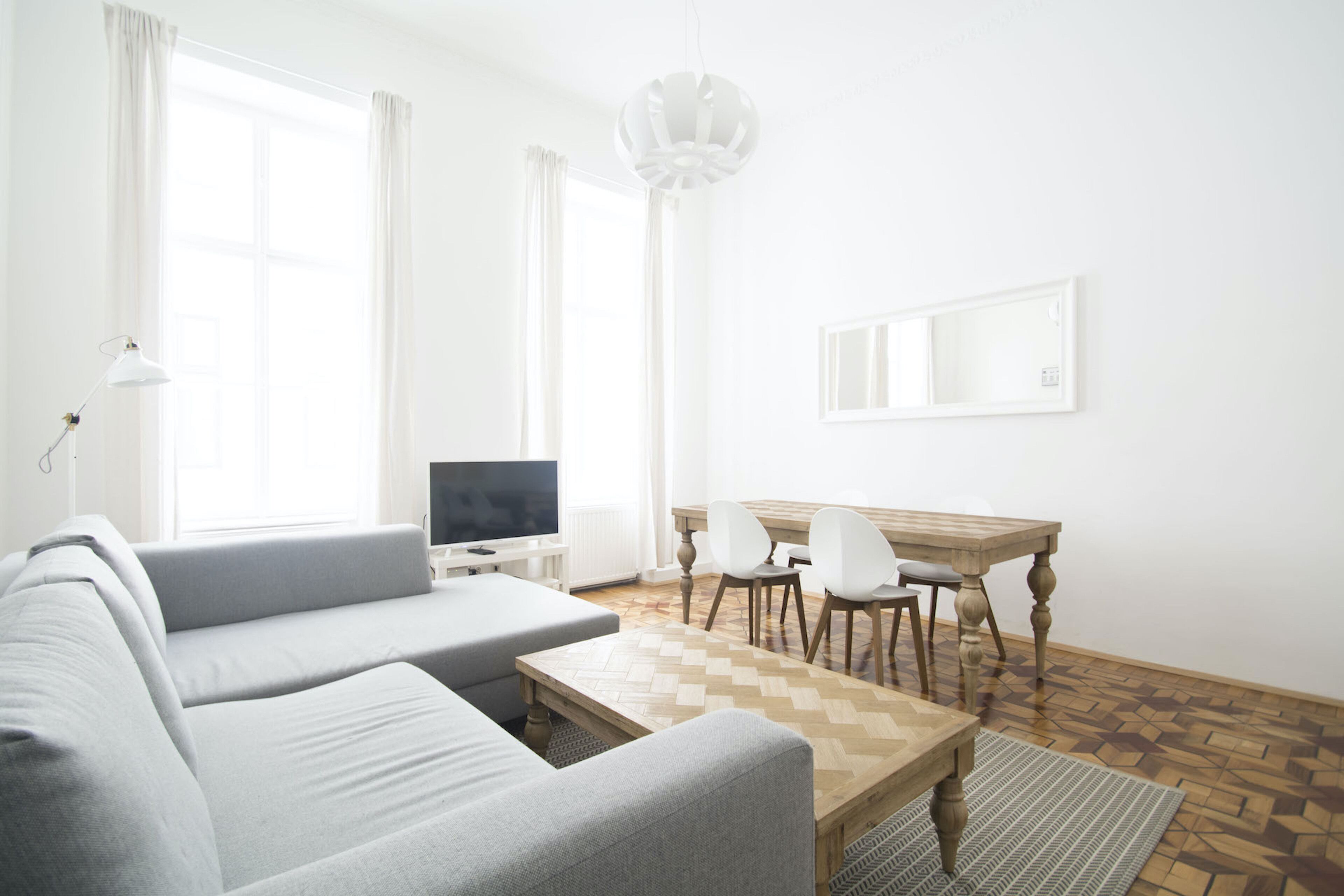 HeyMi Apartments