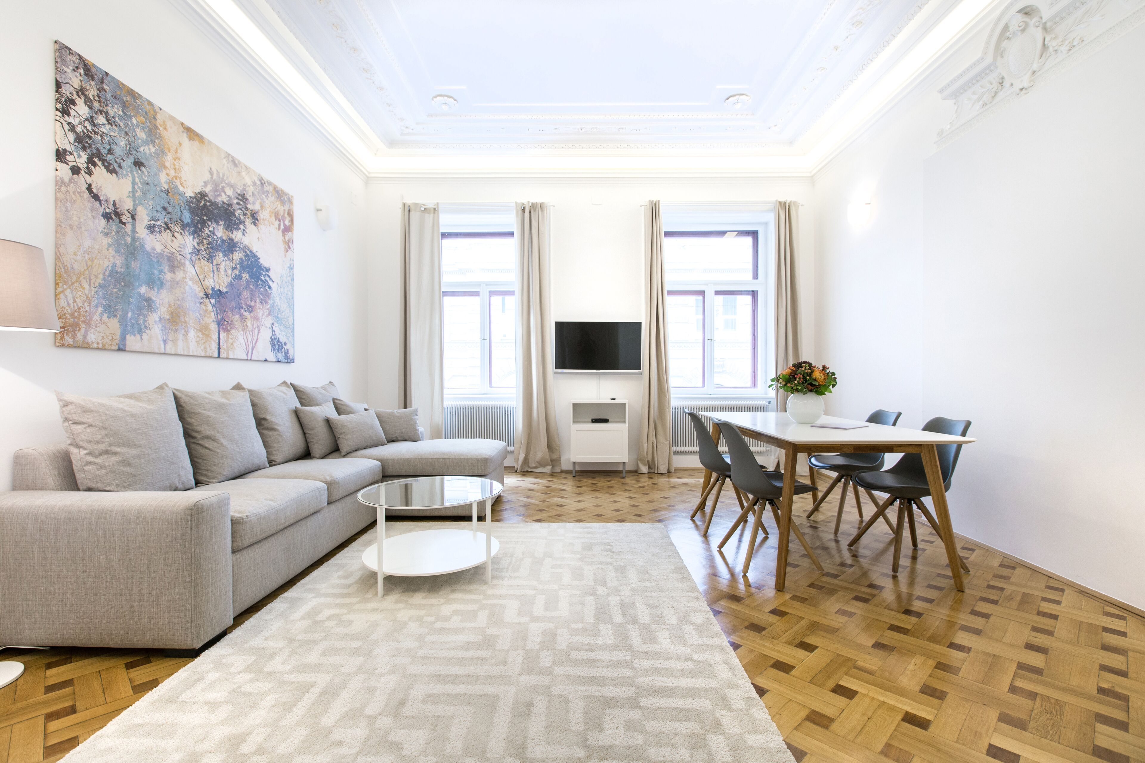 HeyMi Apartments